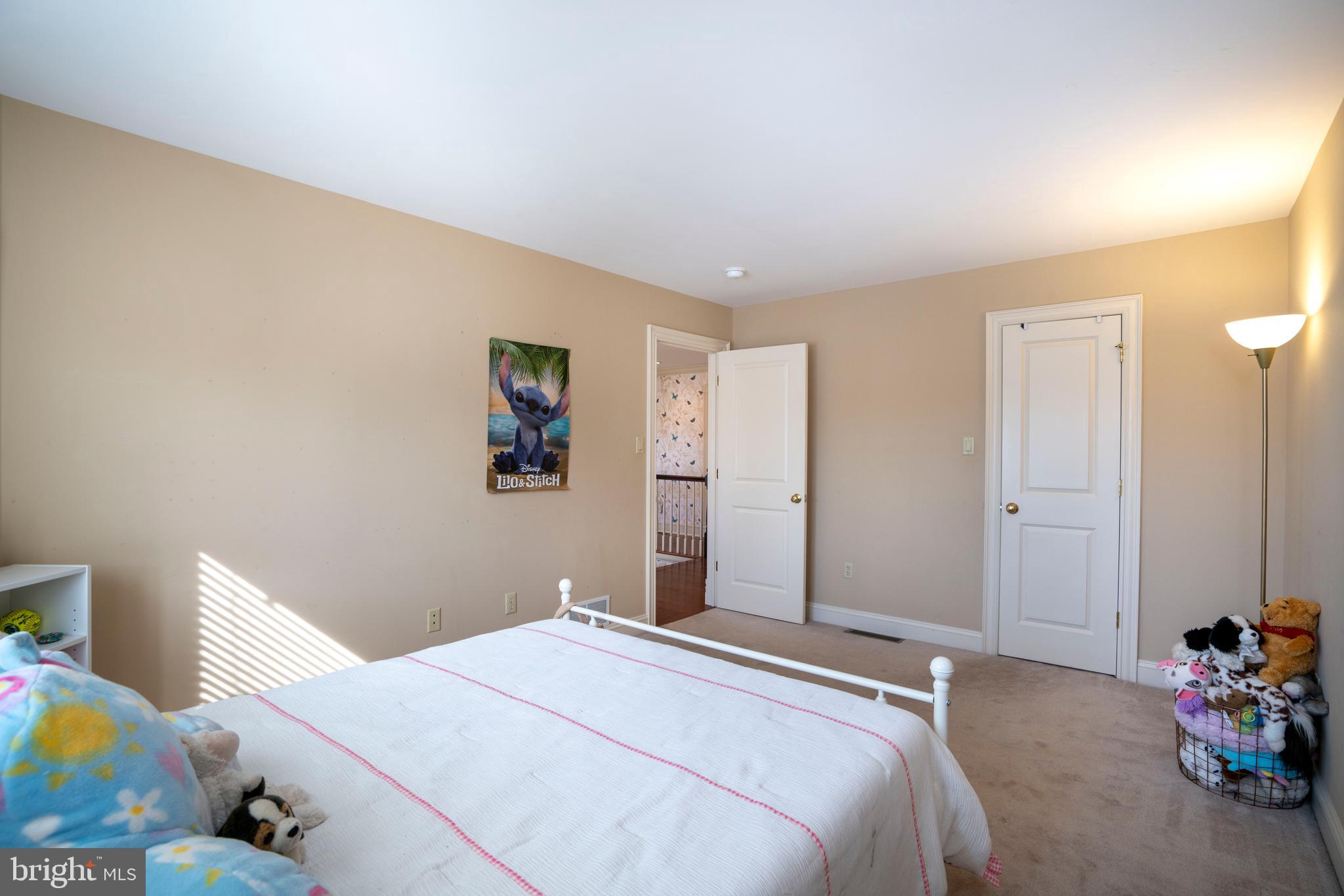 BARNBRIDGE - Residential