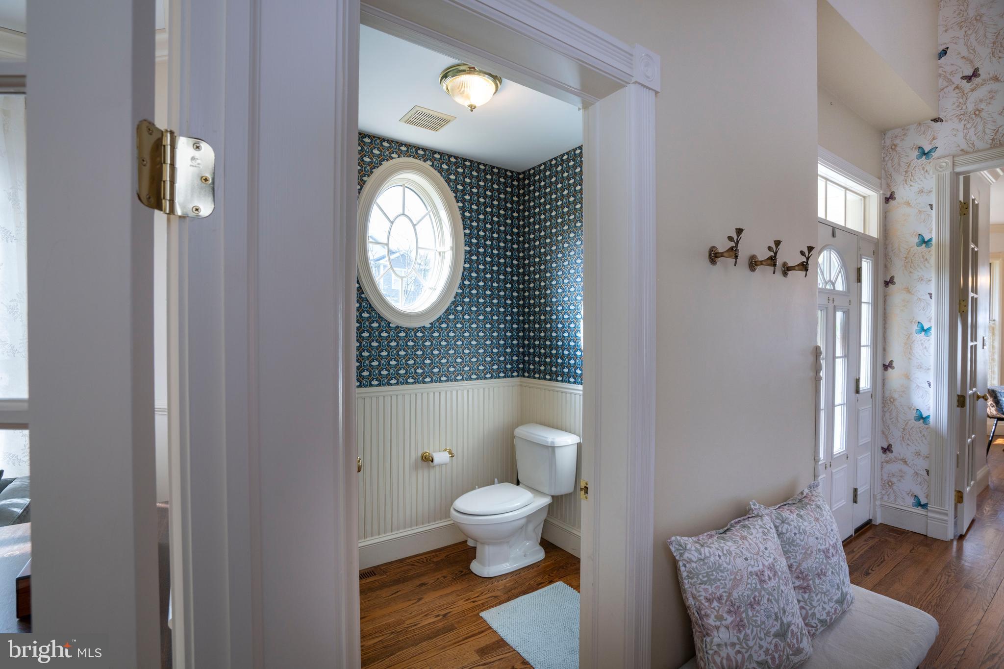 BARNBRIDGE - Residential