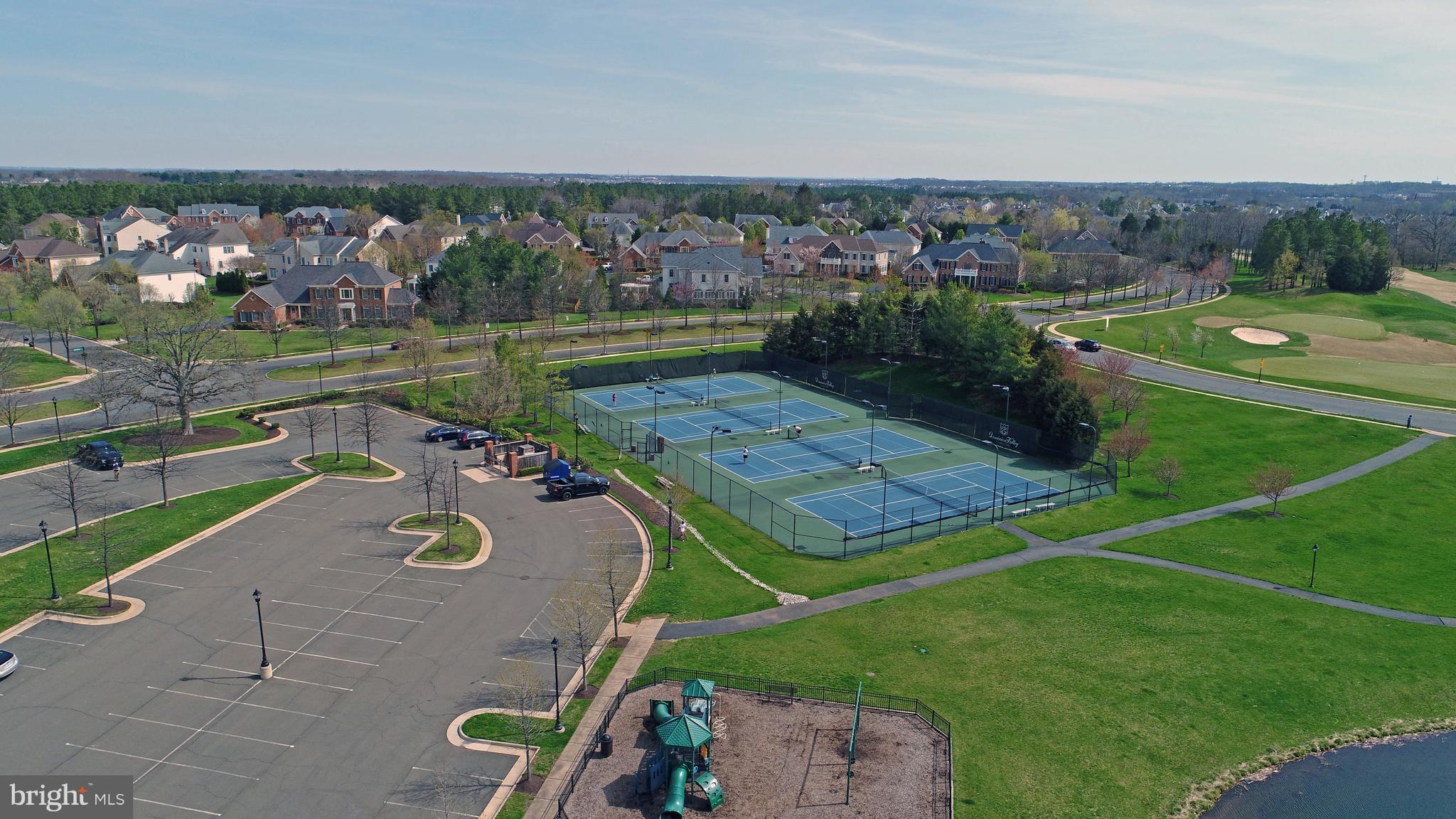 DOMINION VALLEY COUNTRY CLUB - Residential