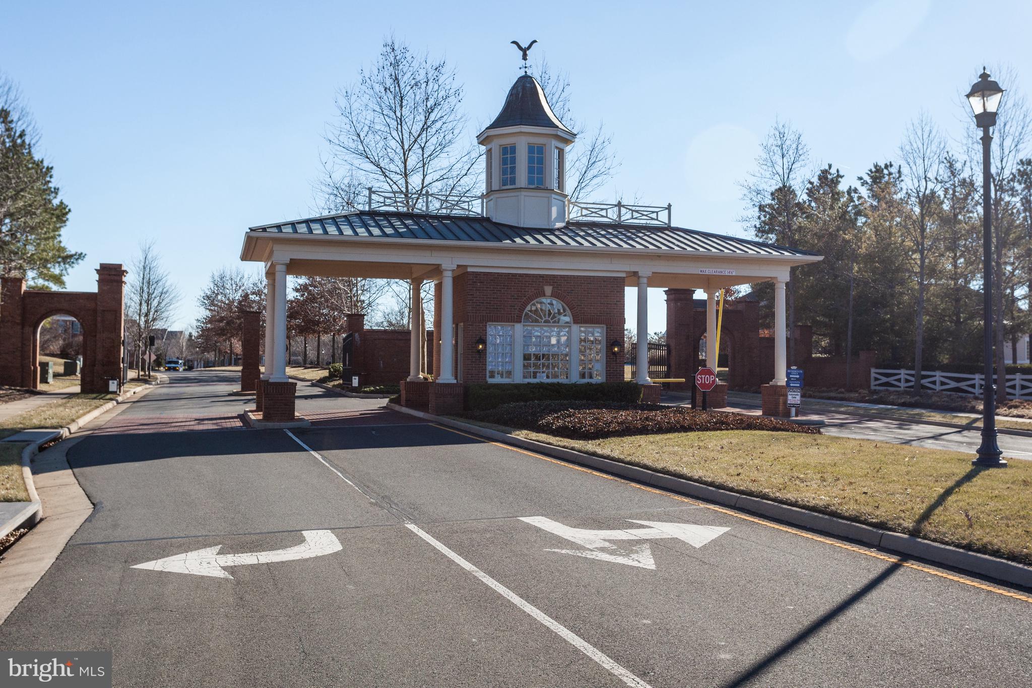 DOMINION VALLEY COUNTRY CLUB - Residential