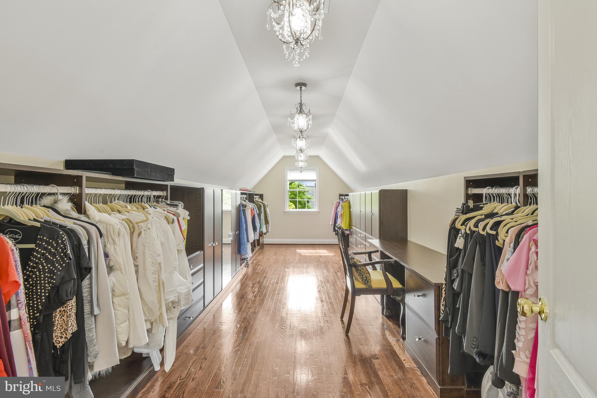 DOMINION VALLEY COUNTRY CLUB - Residential