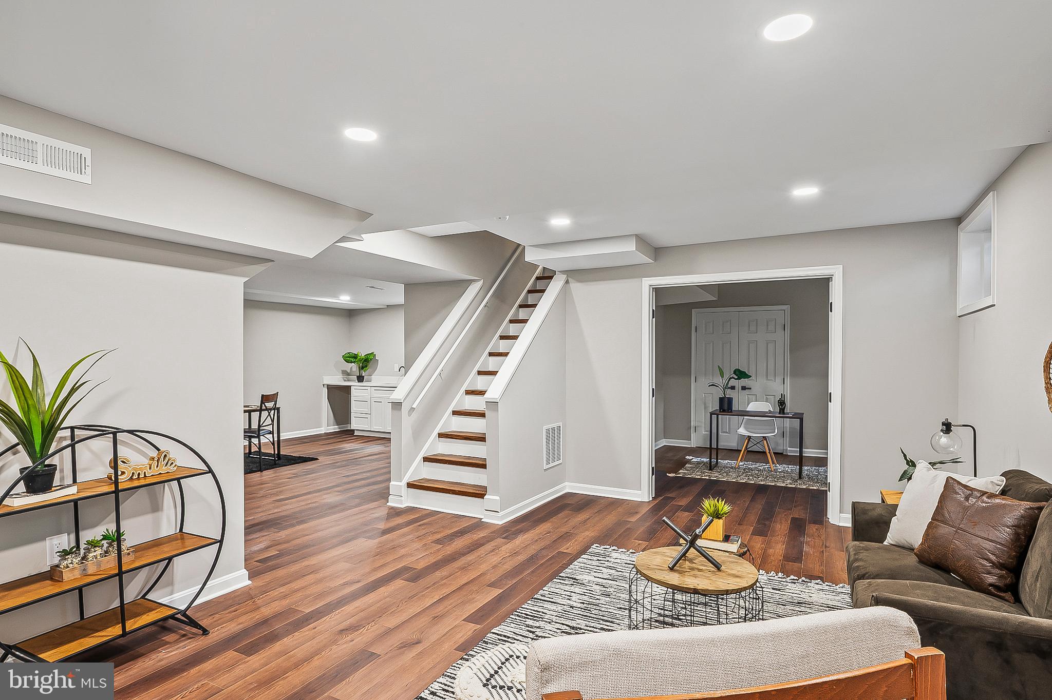 SHIPLEYS CHOICE - Residential