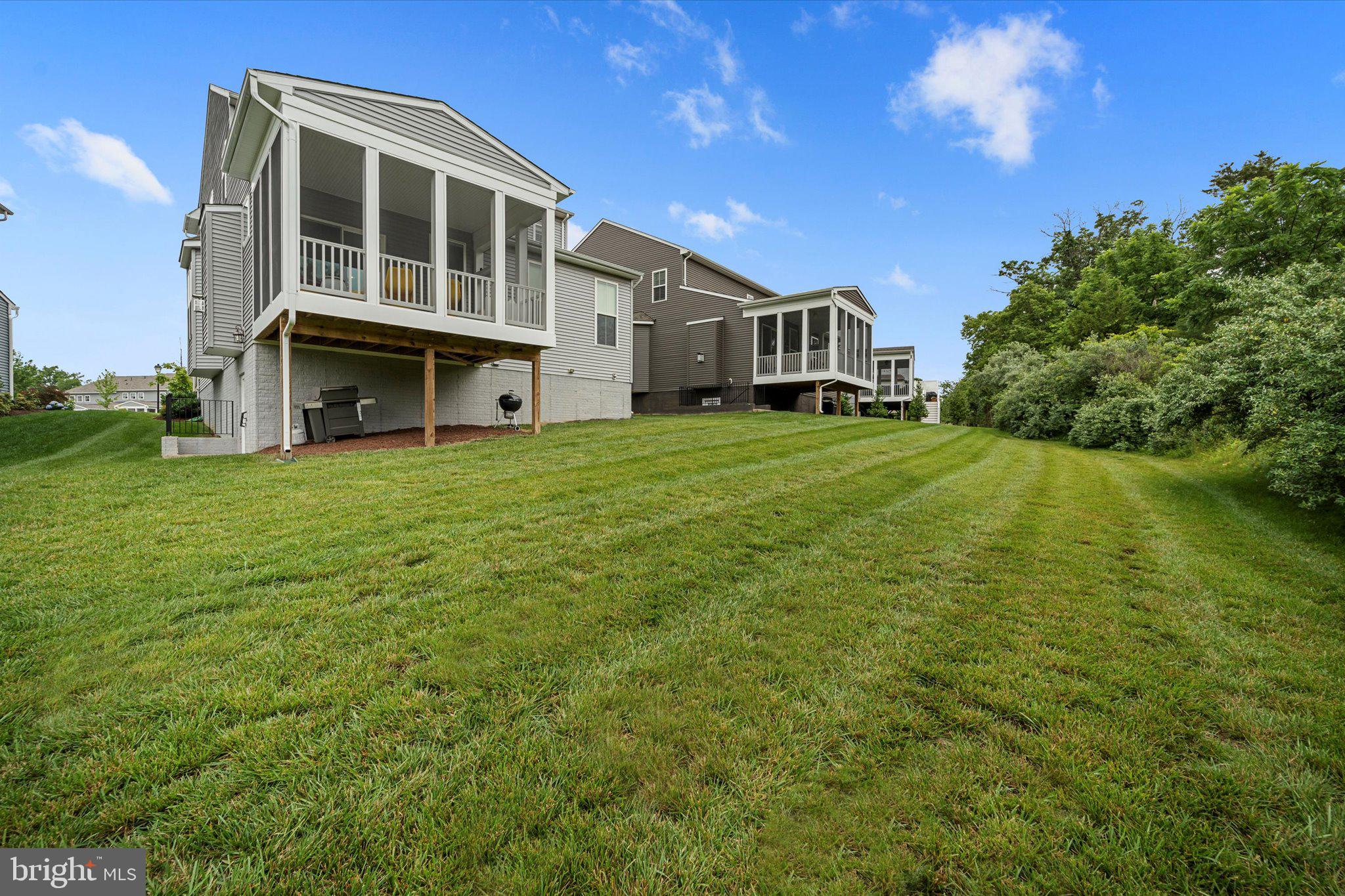 POLAND HILL - Residential