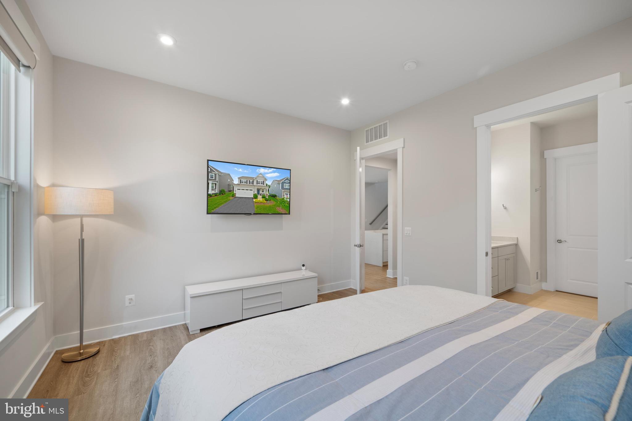 POLAND HILL - Residential