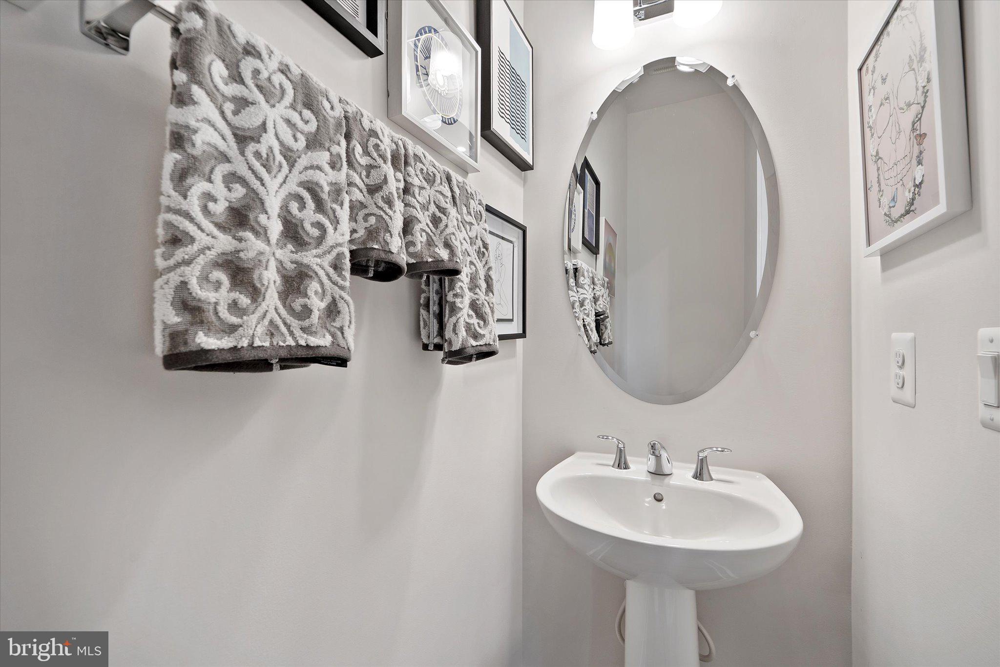 POLAND HILL - Residential