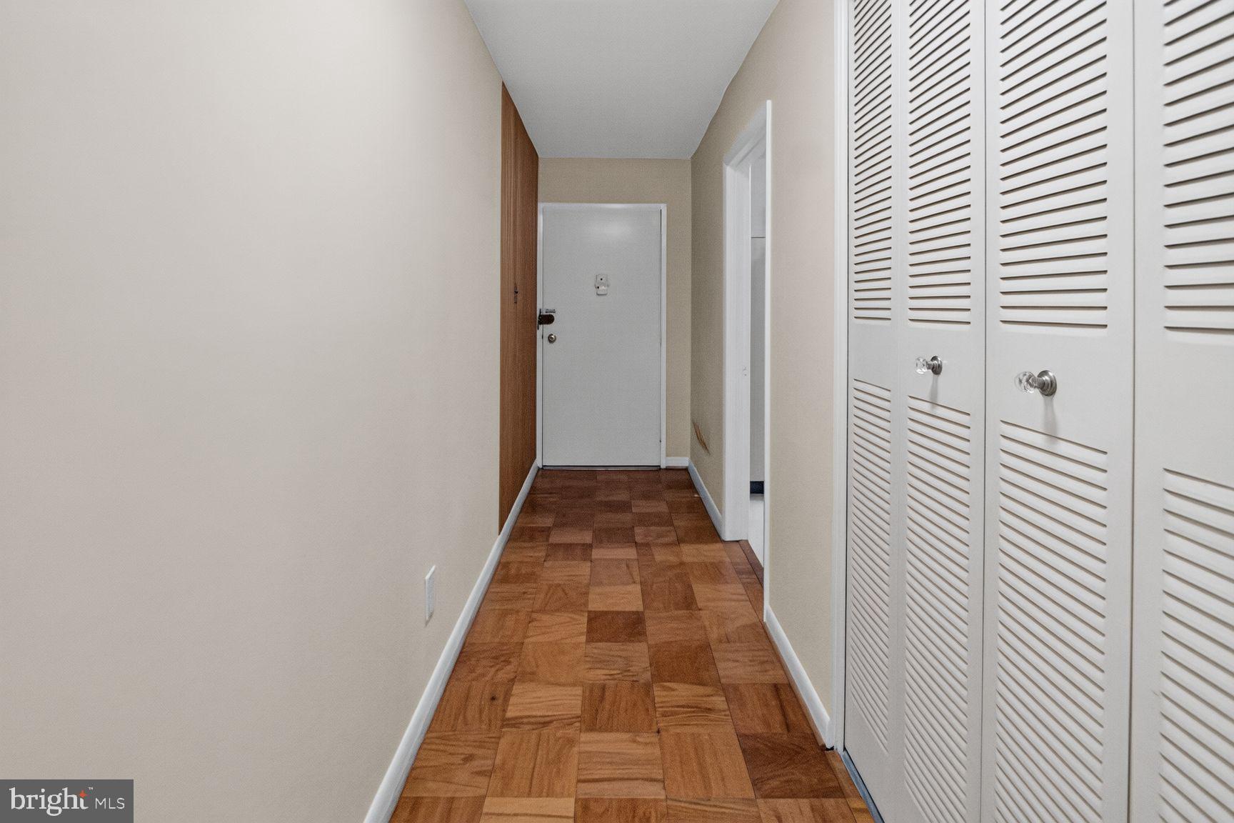 10607 MONTROSE AVENUE M-3