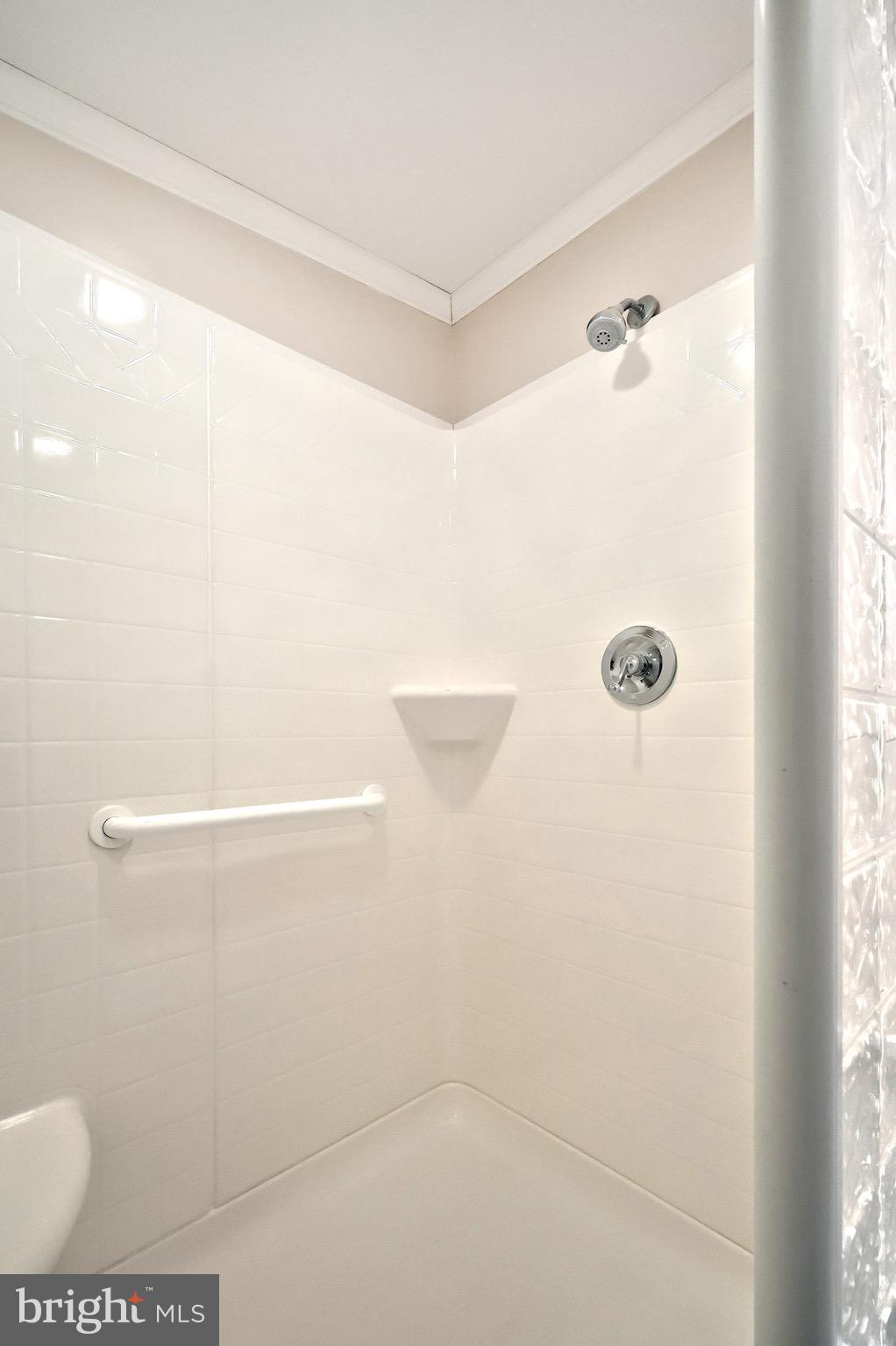 PINE RUN RETIREMENT COMMUNITY - Residential