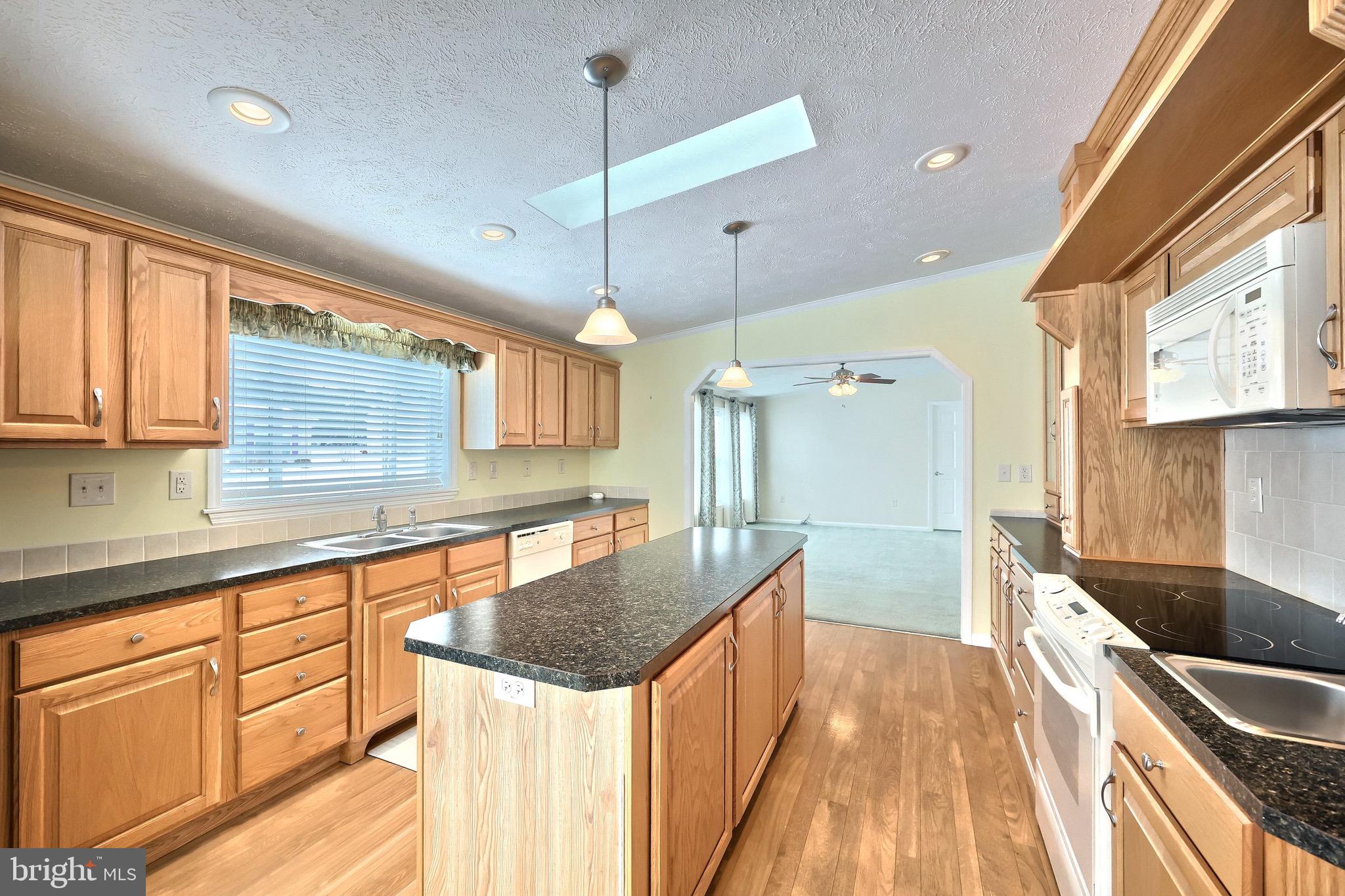 PINE RUN RETIREMENT COMMUNITY - Residential