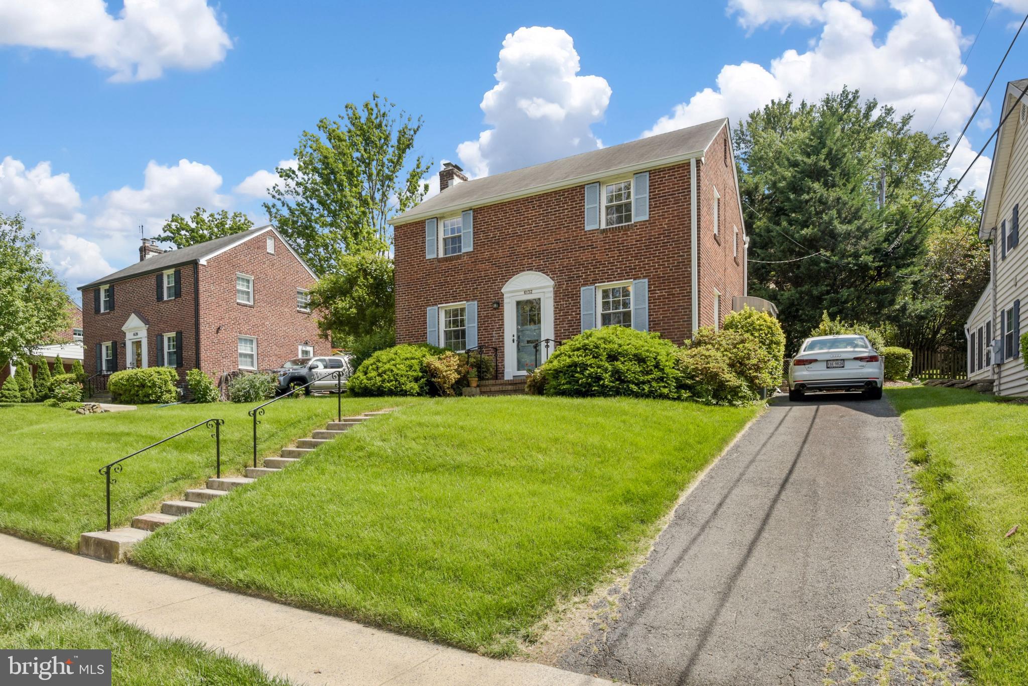 MADISON MANOR - Residential