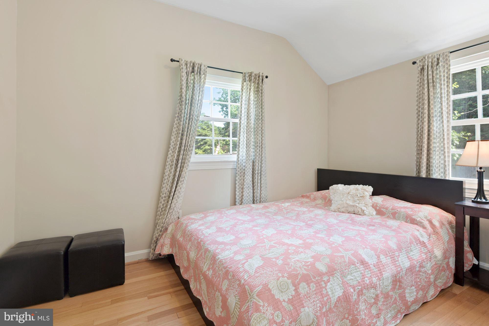 MADISON MANOR - Residential