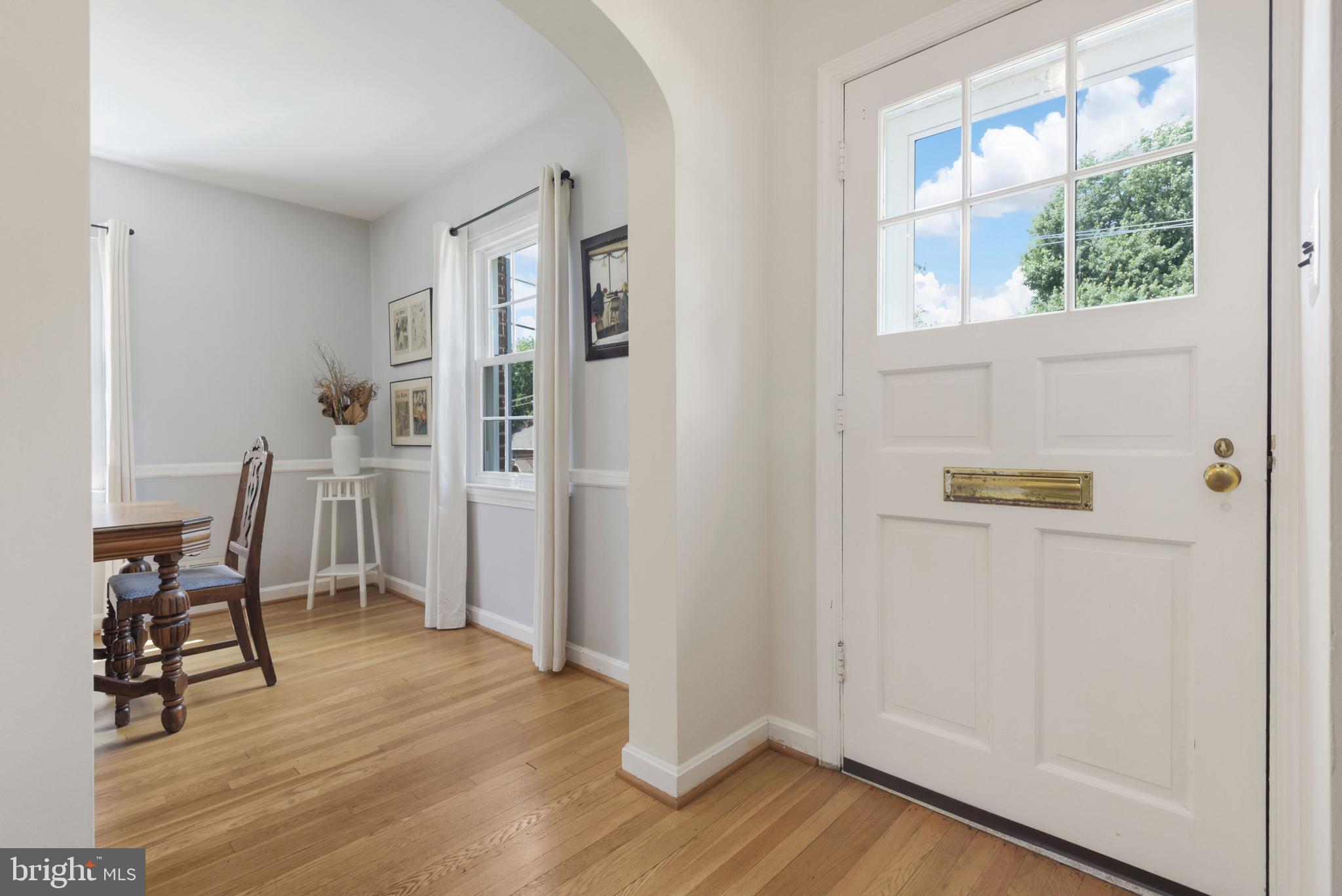 MADISON MANOR - Residential