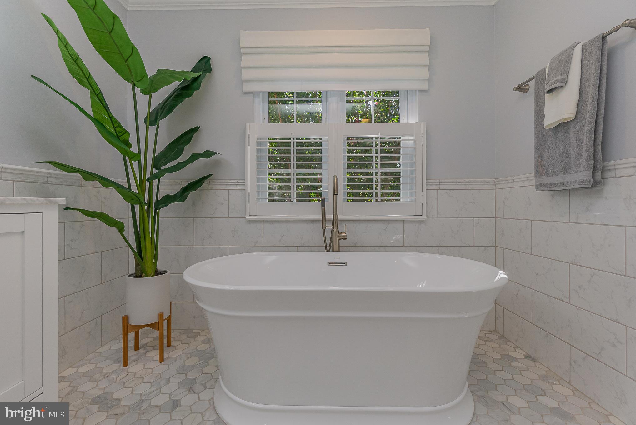 MONMOUTH MEADOWS - Residential