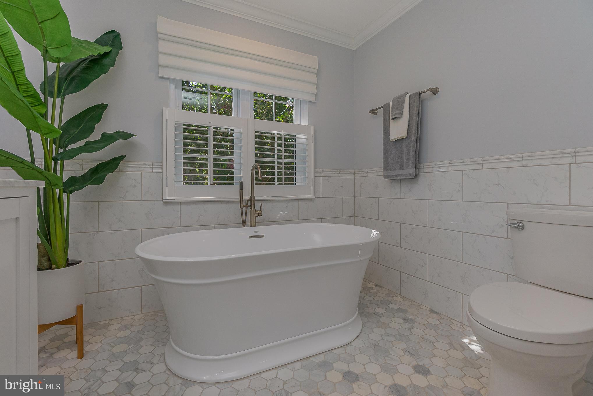 MONMOUTH MEADOWS - Residential