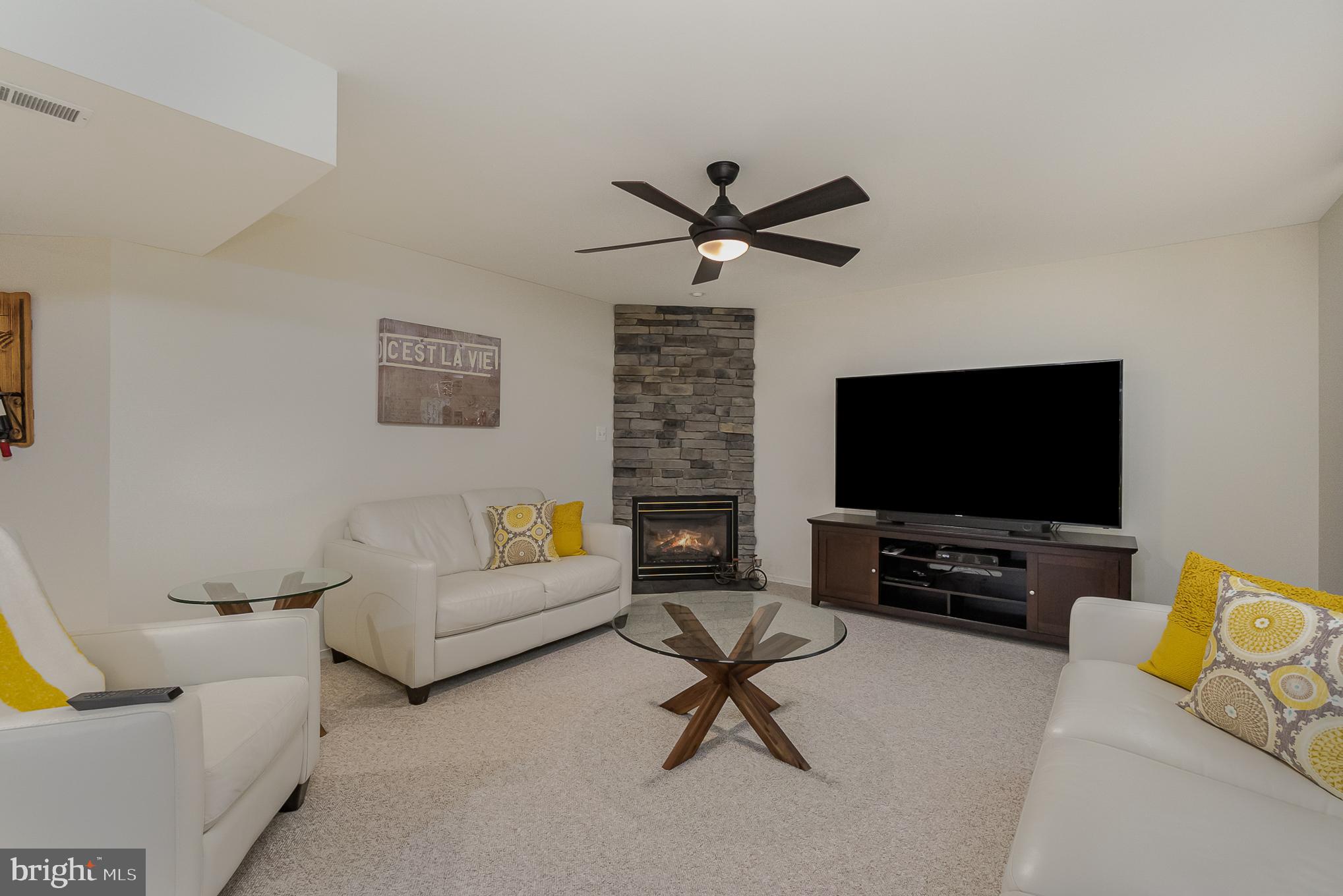 MONMOUTH MEADOWS - Residential