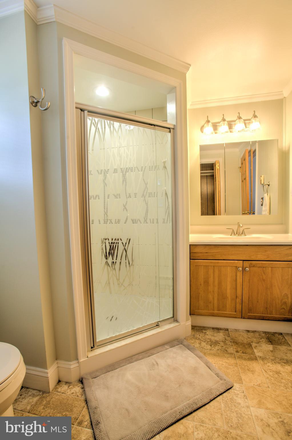 GERARD PLAZA - Residential