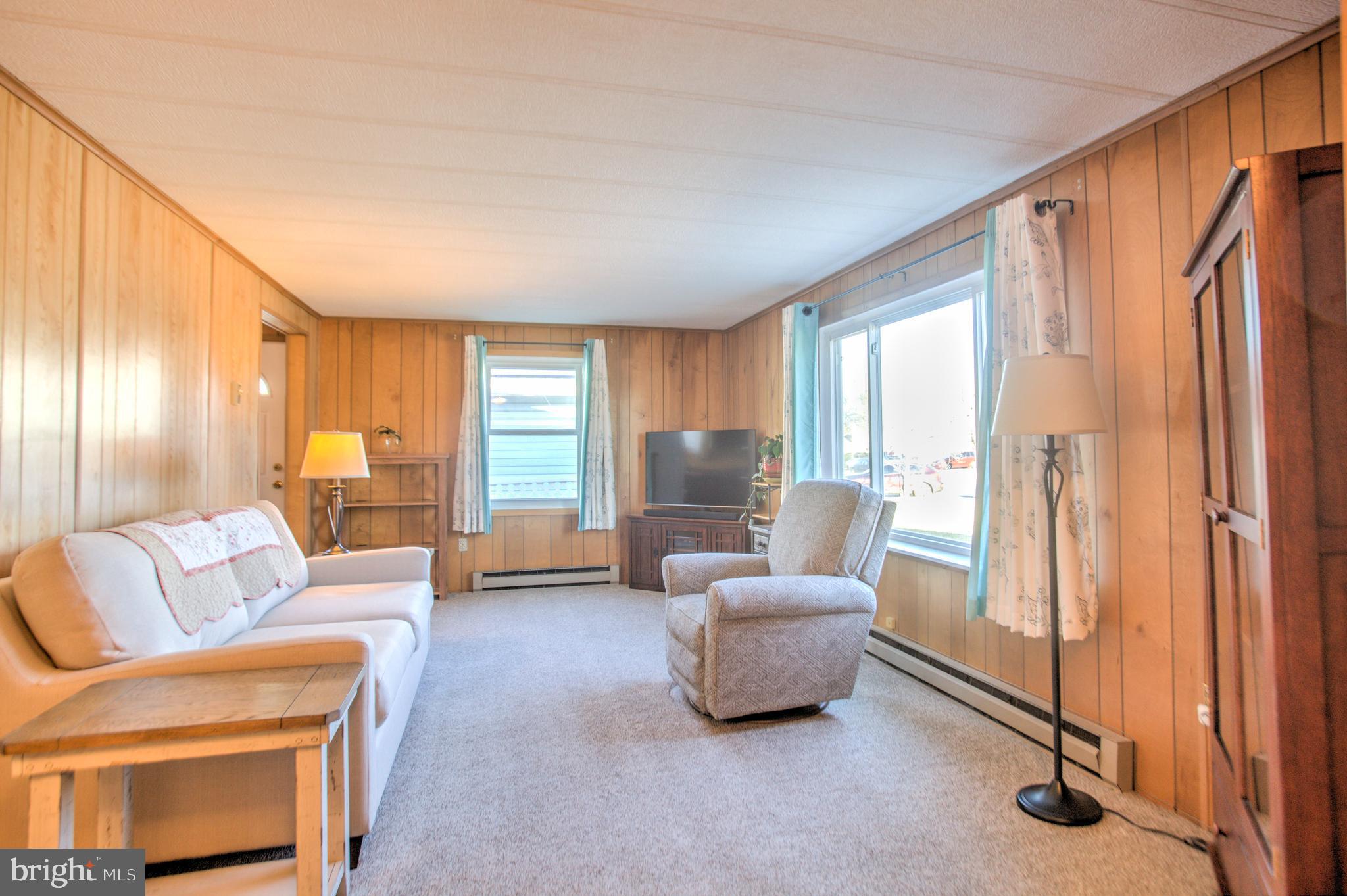 GERARD PLAZA - Residential