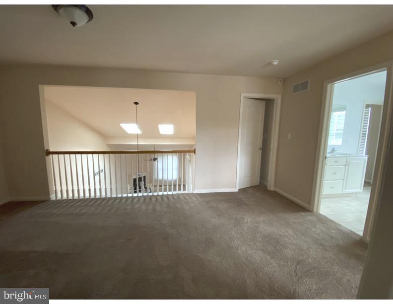 SPRINGER WOODS - Residential Lease