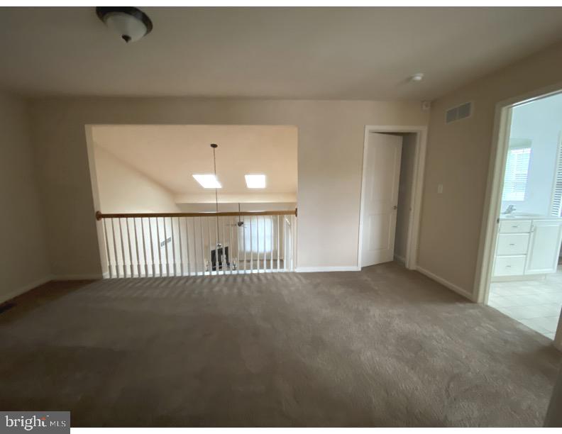 SPRINGER WOODS - Residential Lease