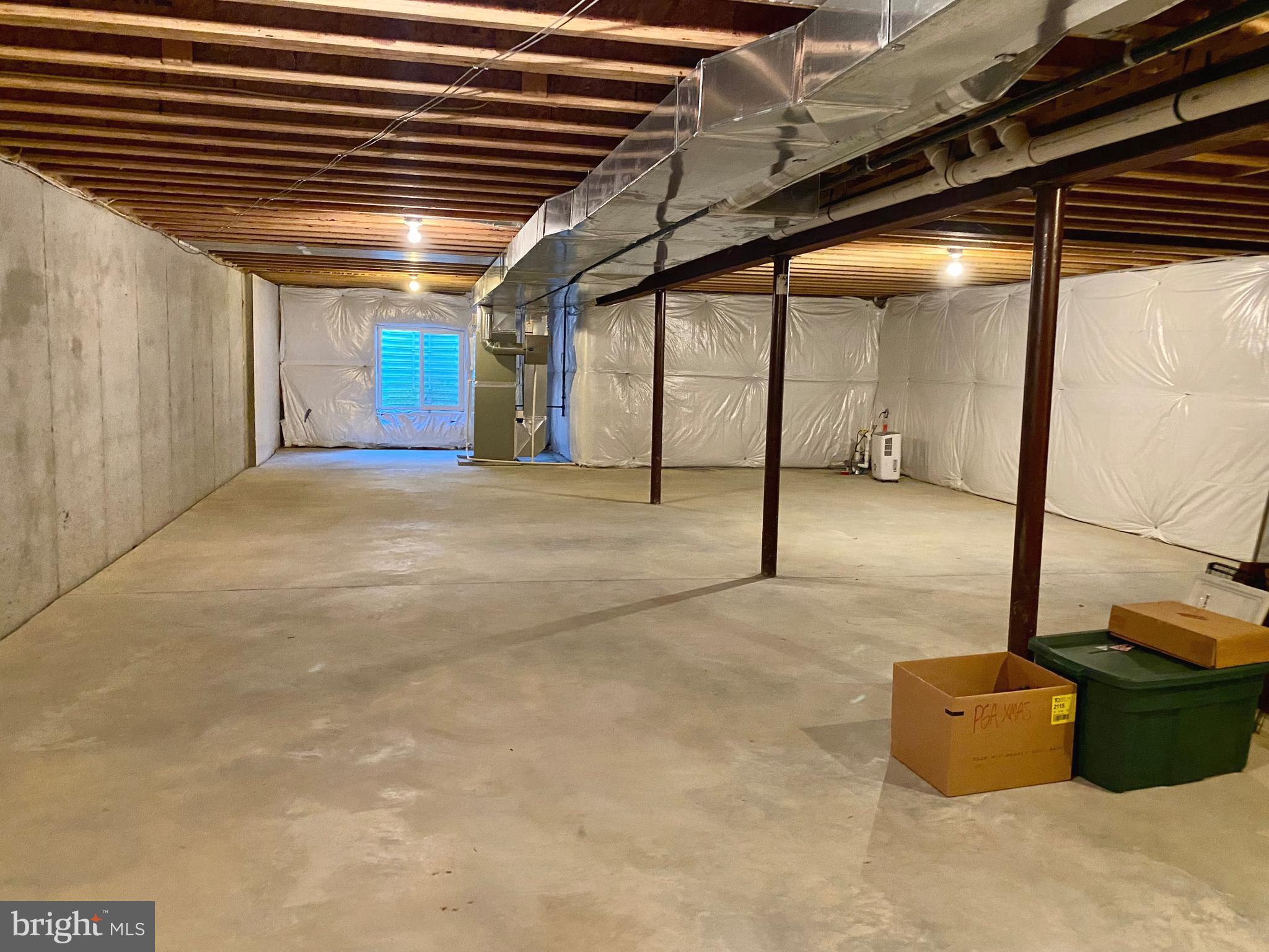 SPRINGER WOODS - Residential Lease