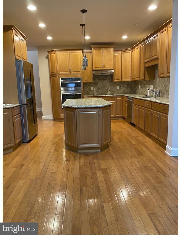 SPRINGER WOODS - Residential Lease