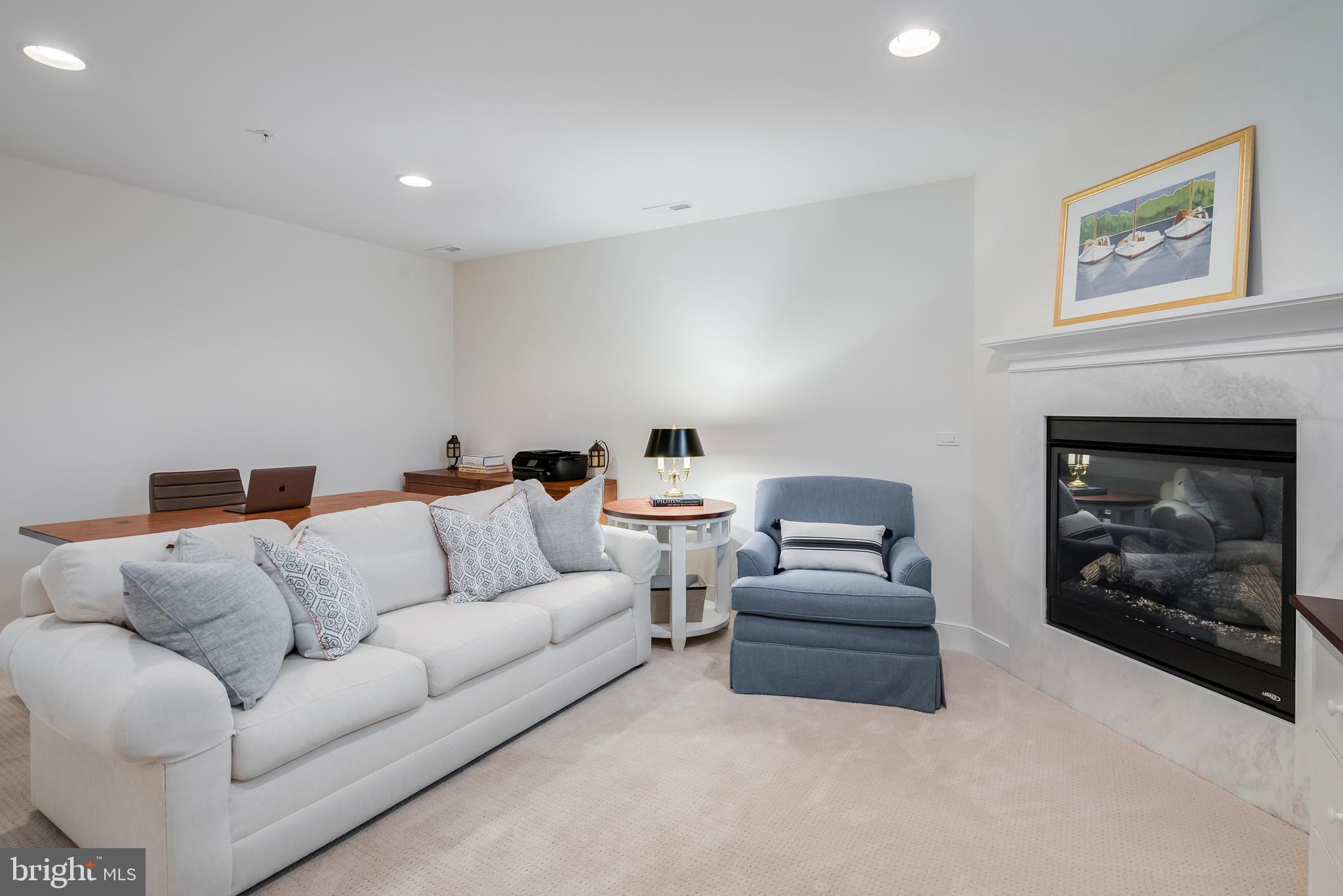 EASTPORT - Residential