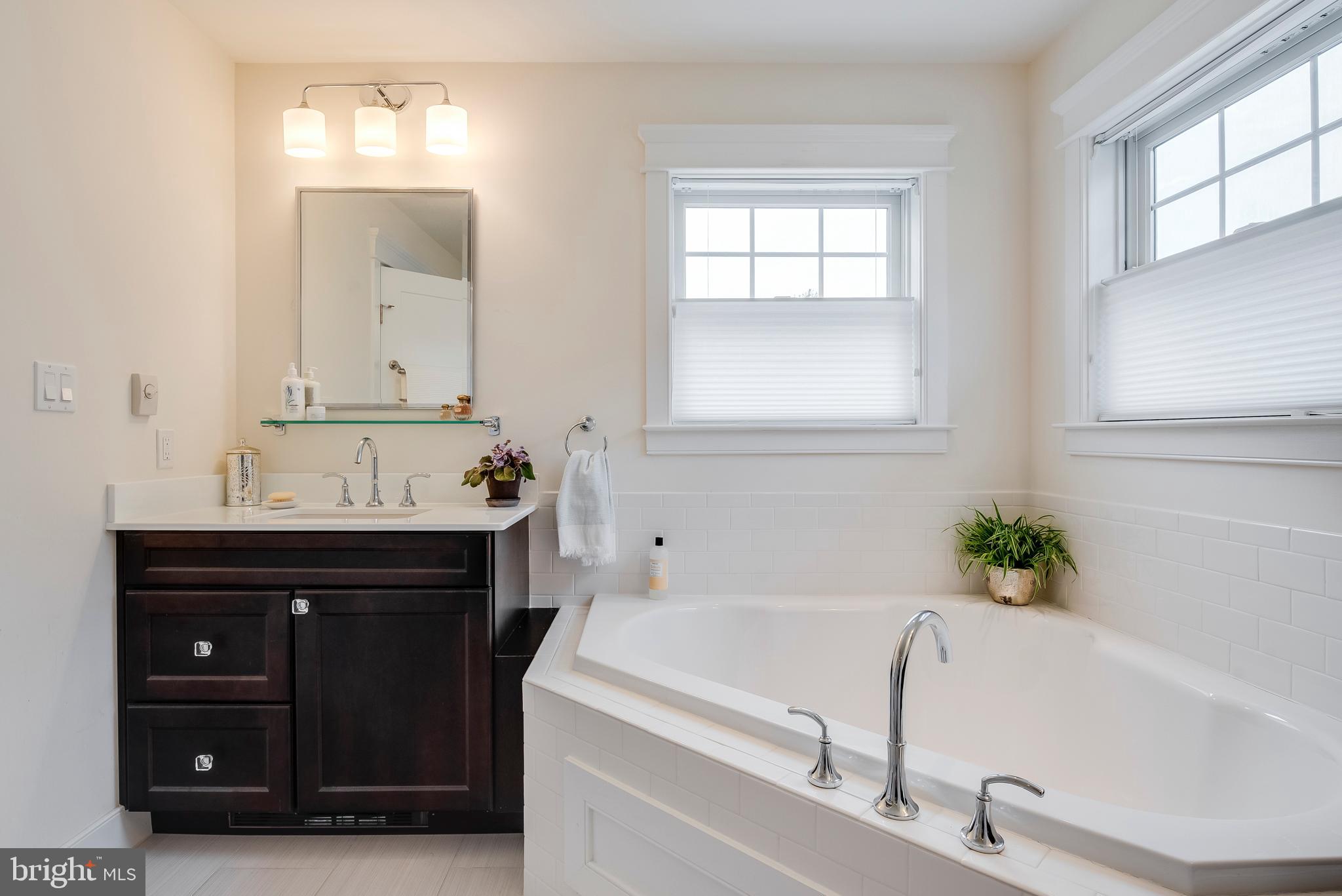 EASTPORT - Residential