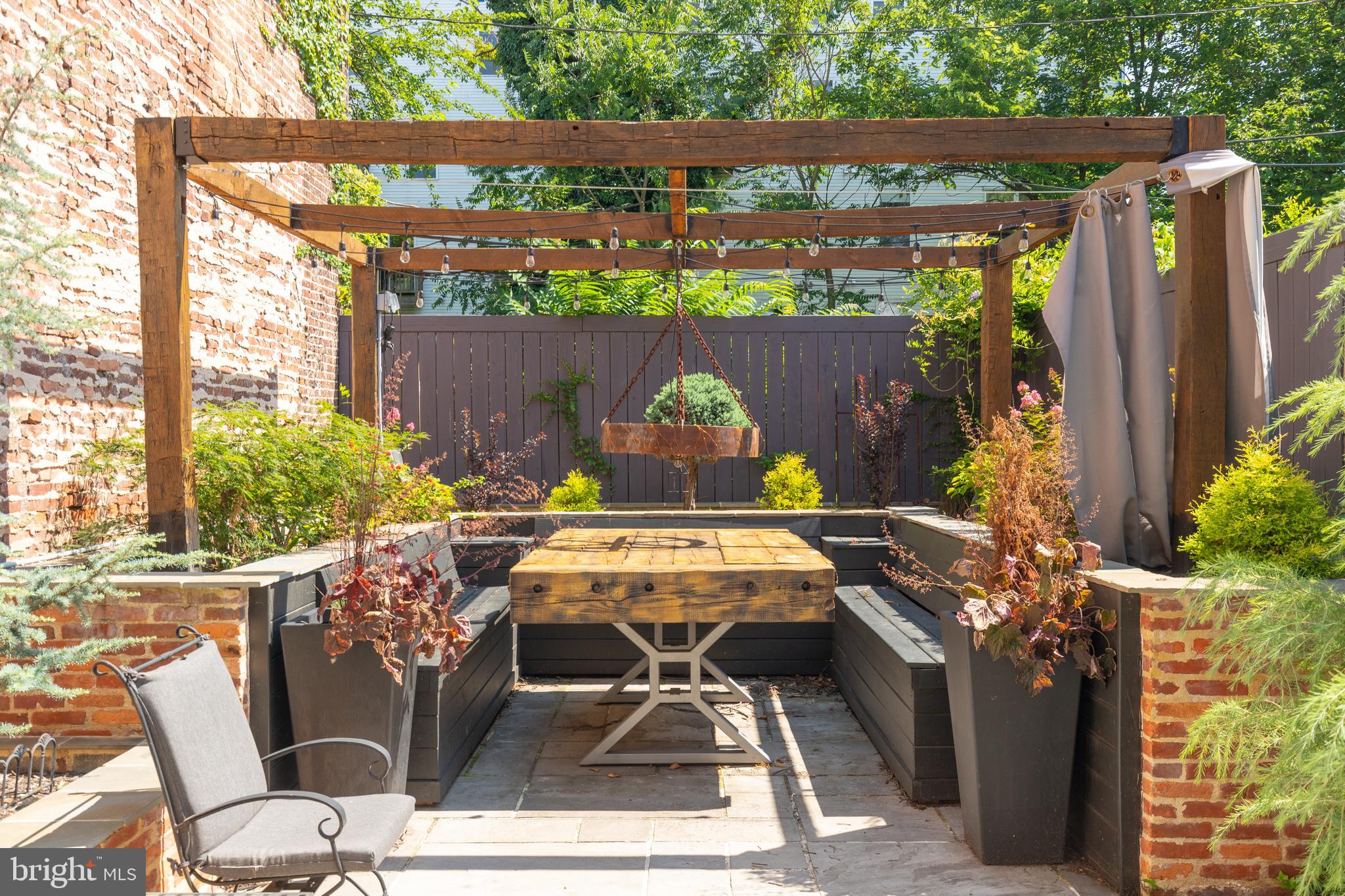 FELLS POINT HISTORIC DISTRICT - Commercial Lease