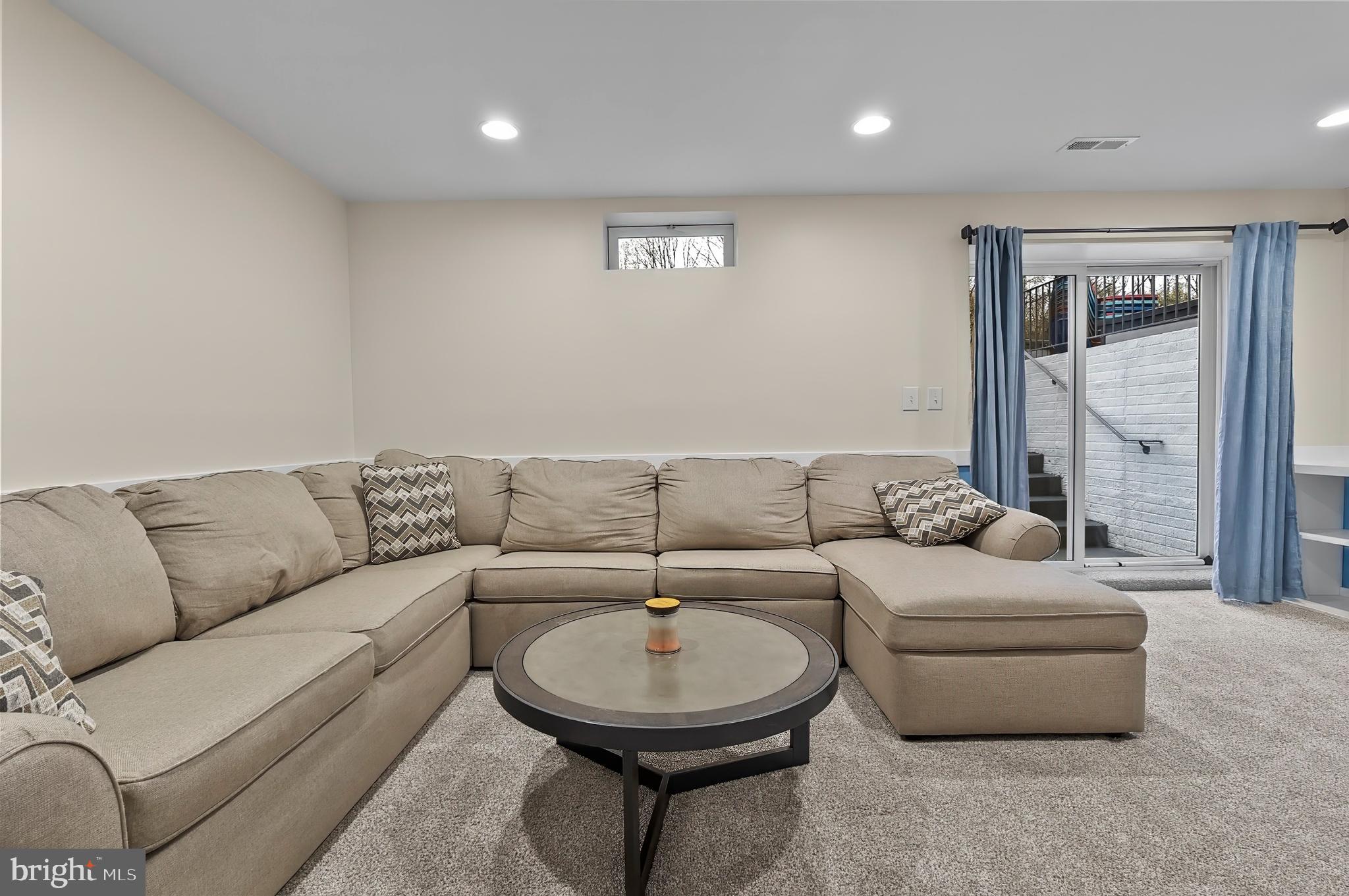 RISING SUN - Residential