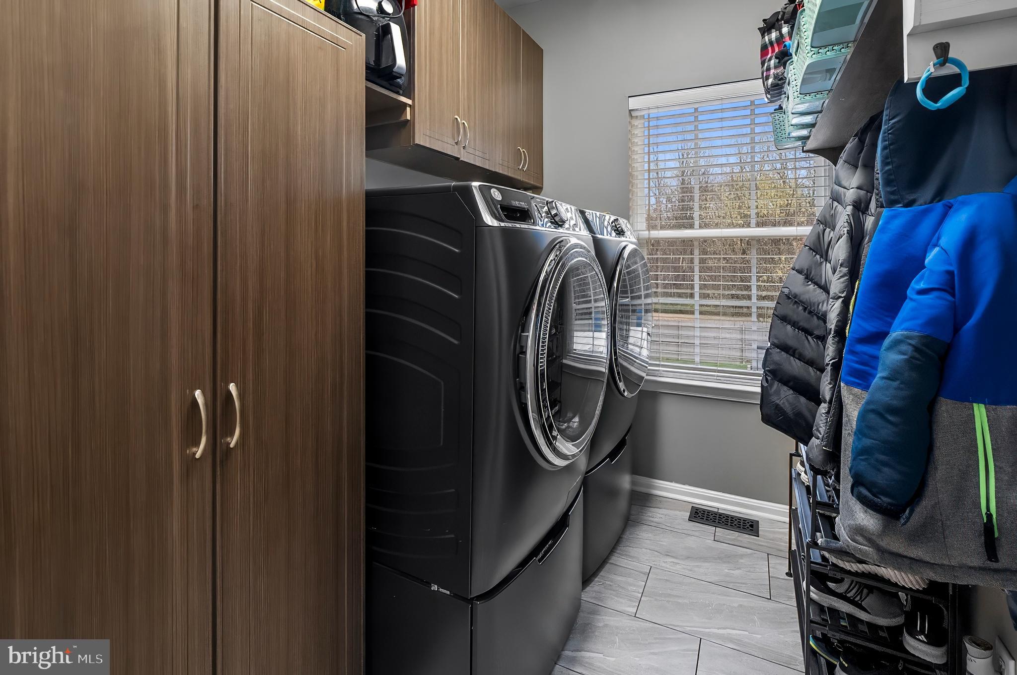 RISING SUN - Residential