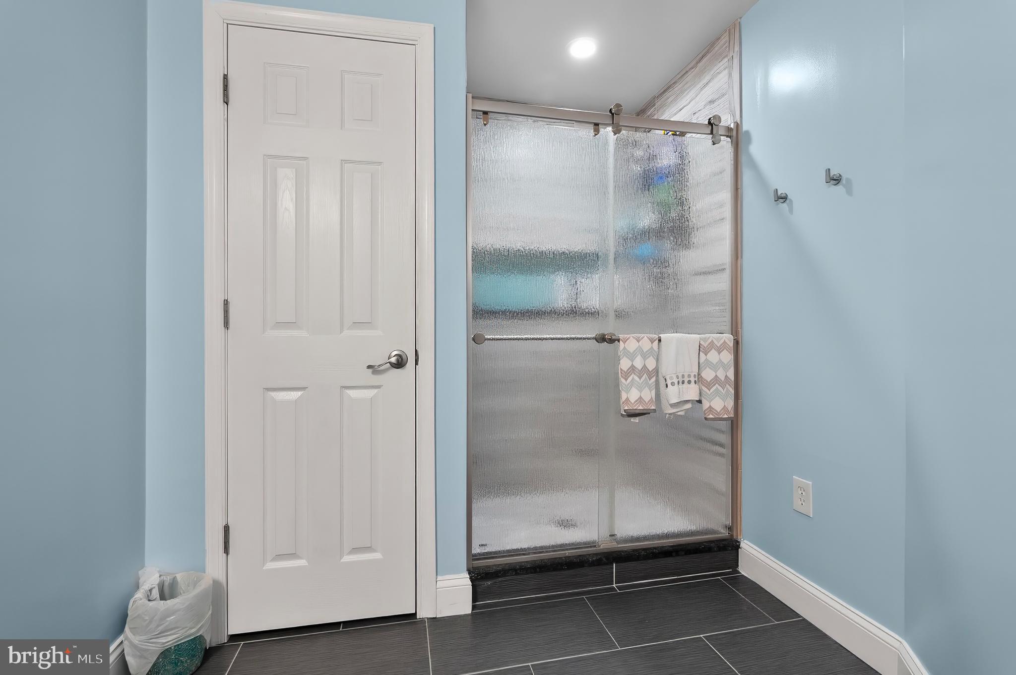 RISING SUN - Residential