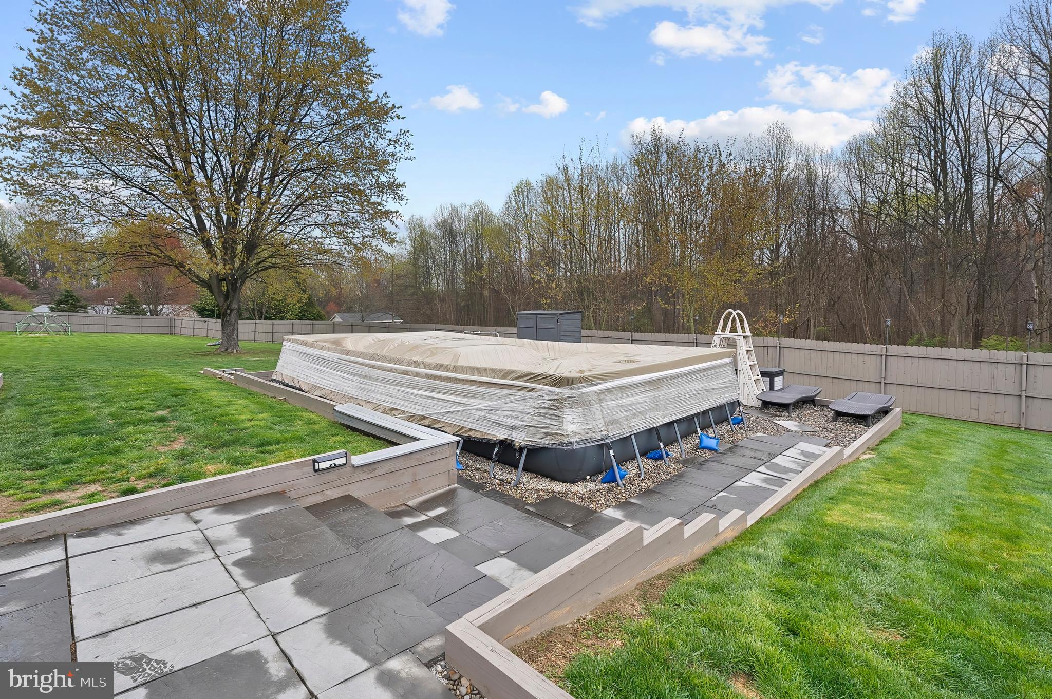 RISING SUN - Residential