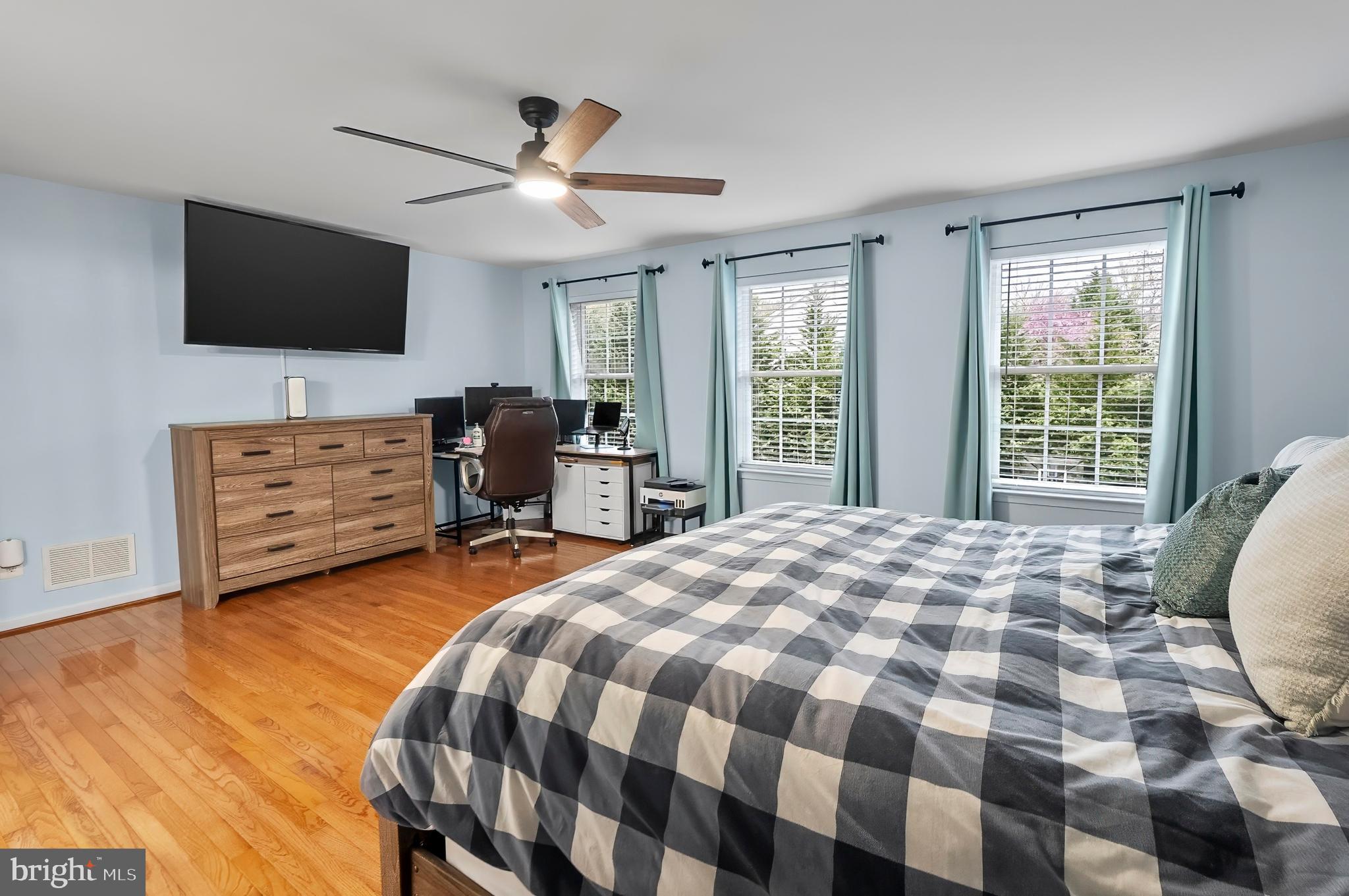 RISING SUN - Residential