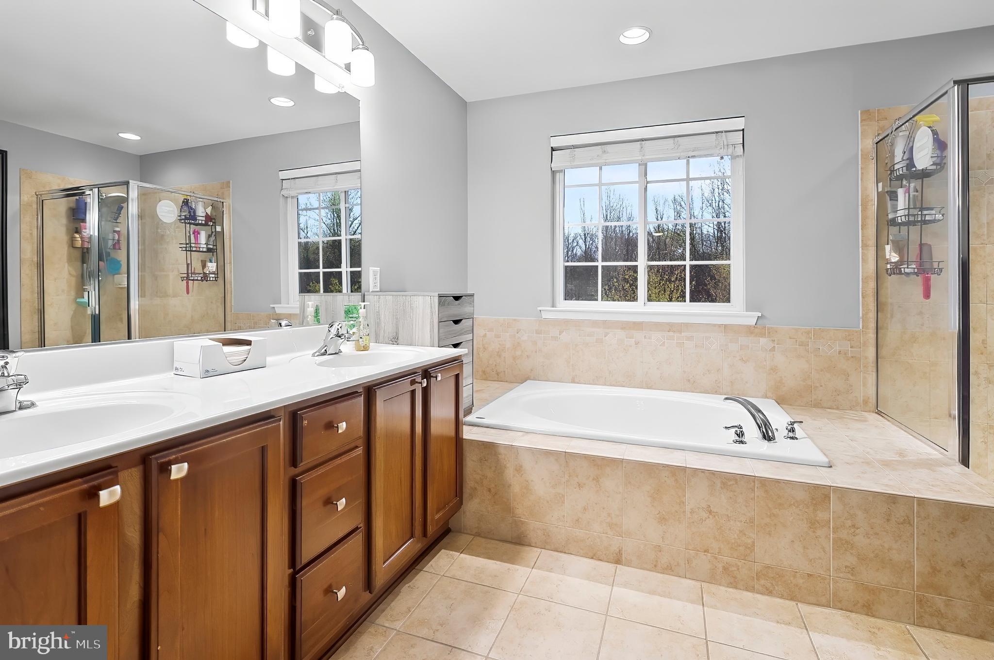 RISING SUN - Residential