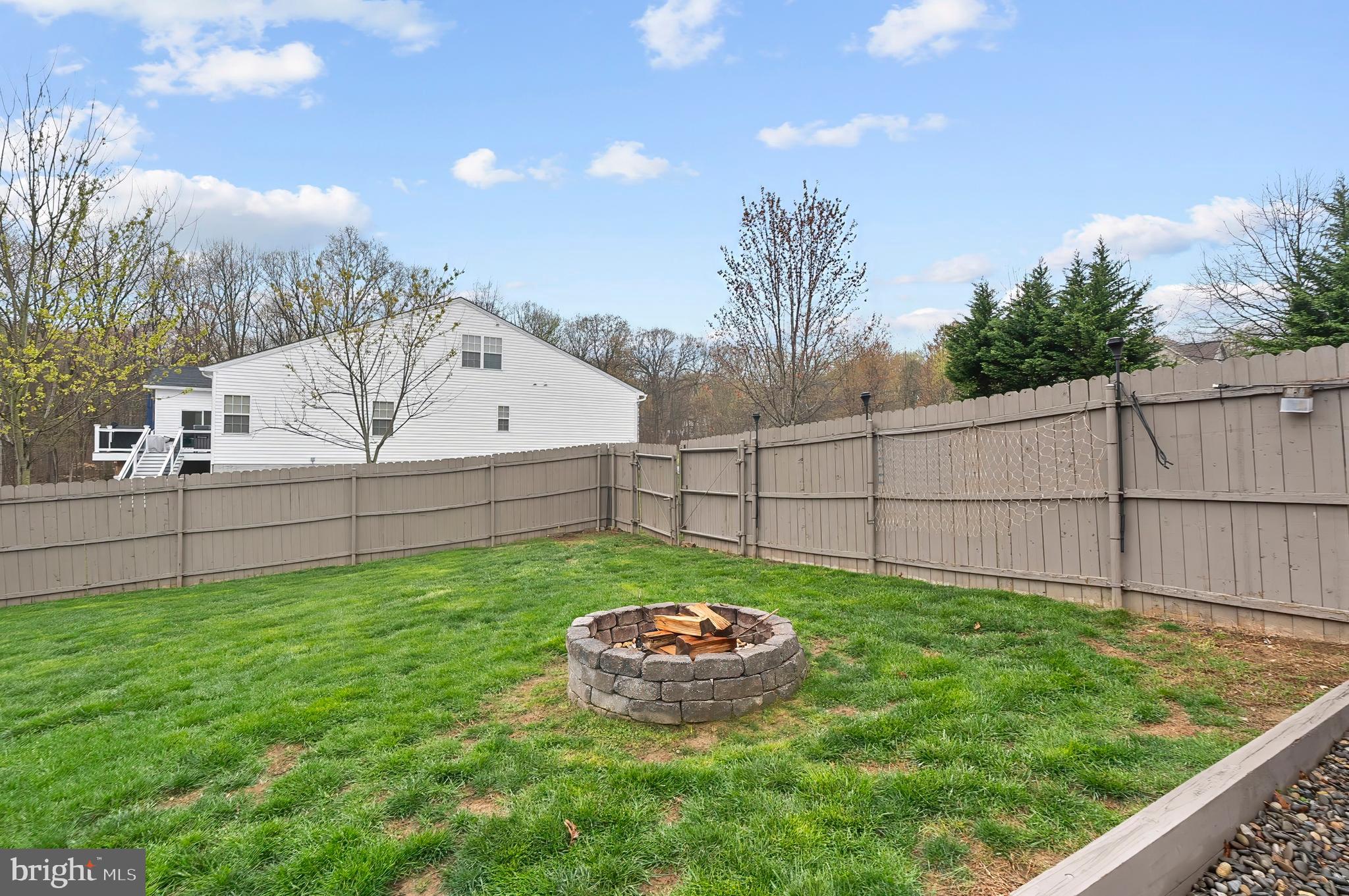 RISING SUN - Residential