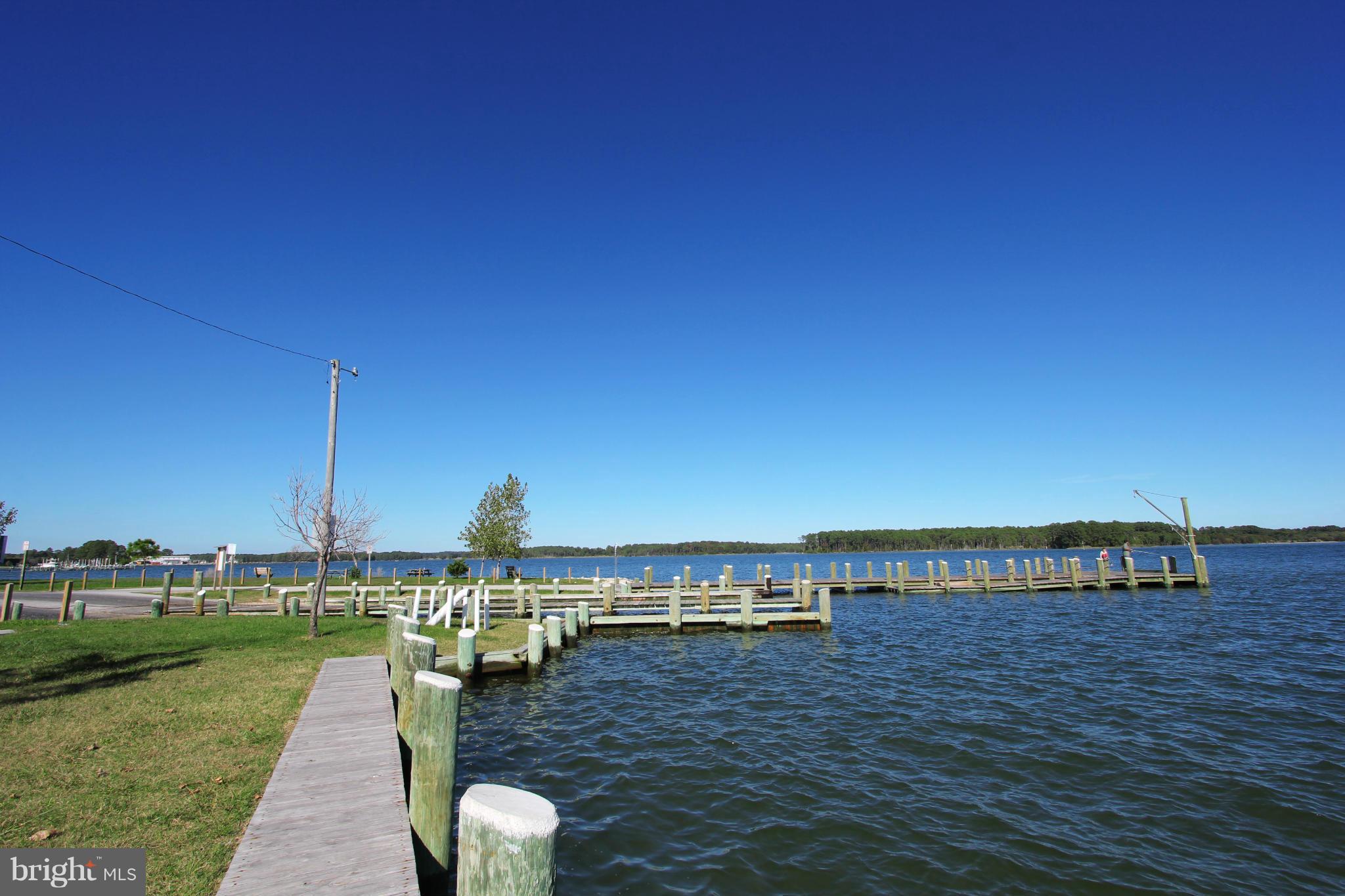 PINEY POINT SHORES - Residential