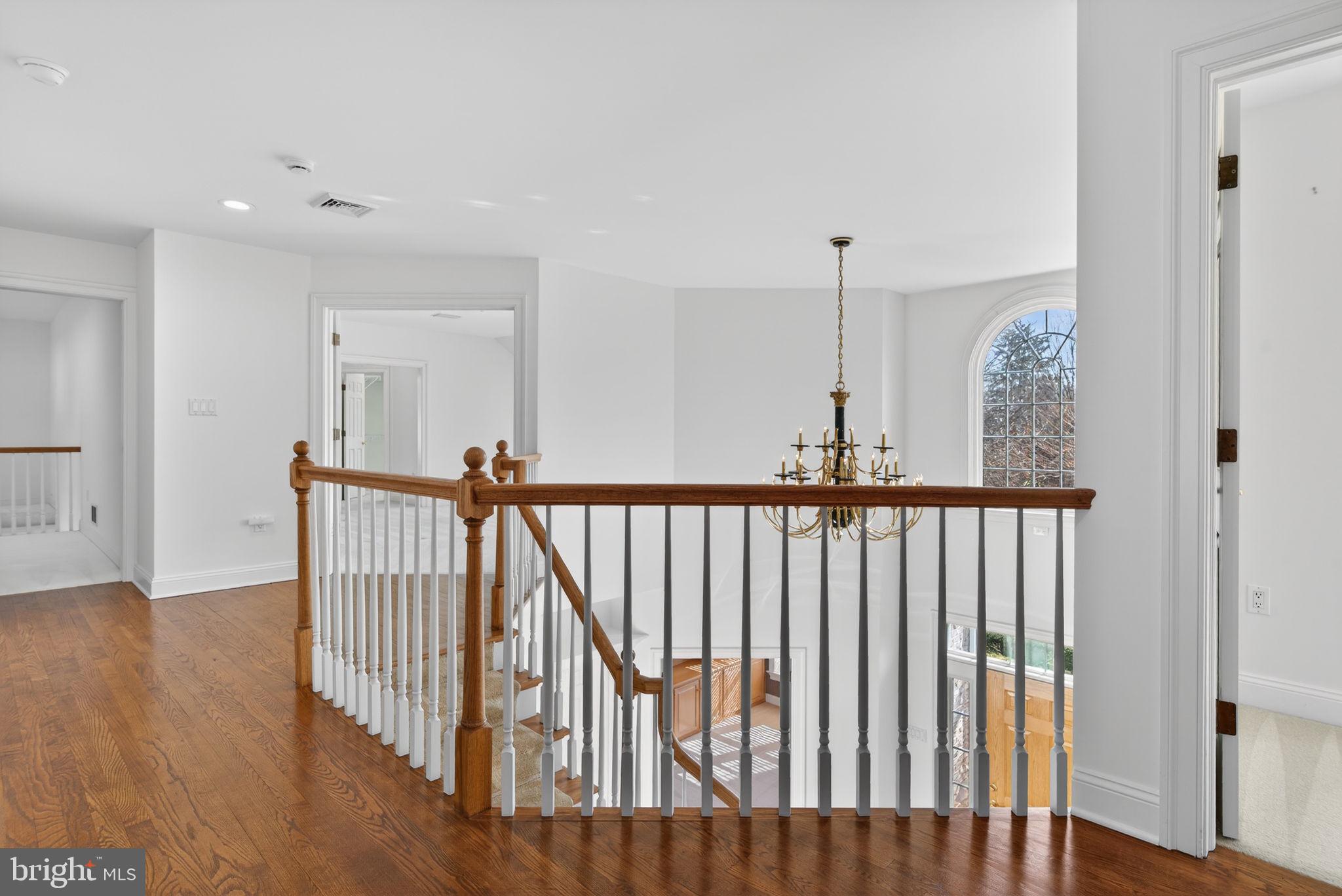 OAK LANE - Residential