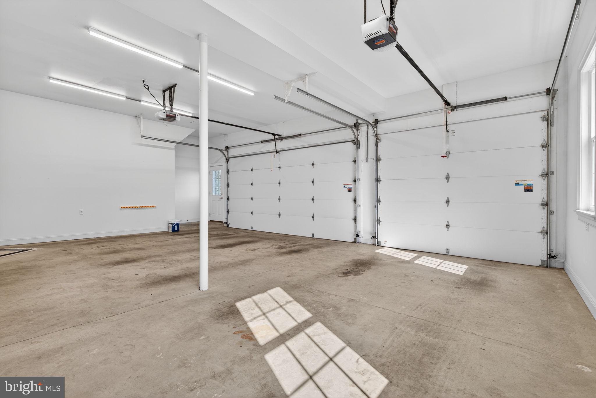 OAK LANE - Residential