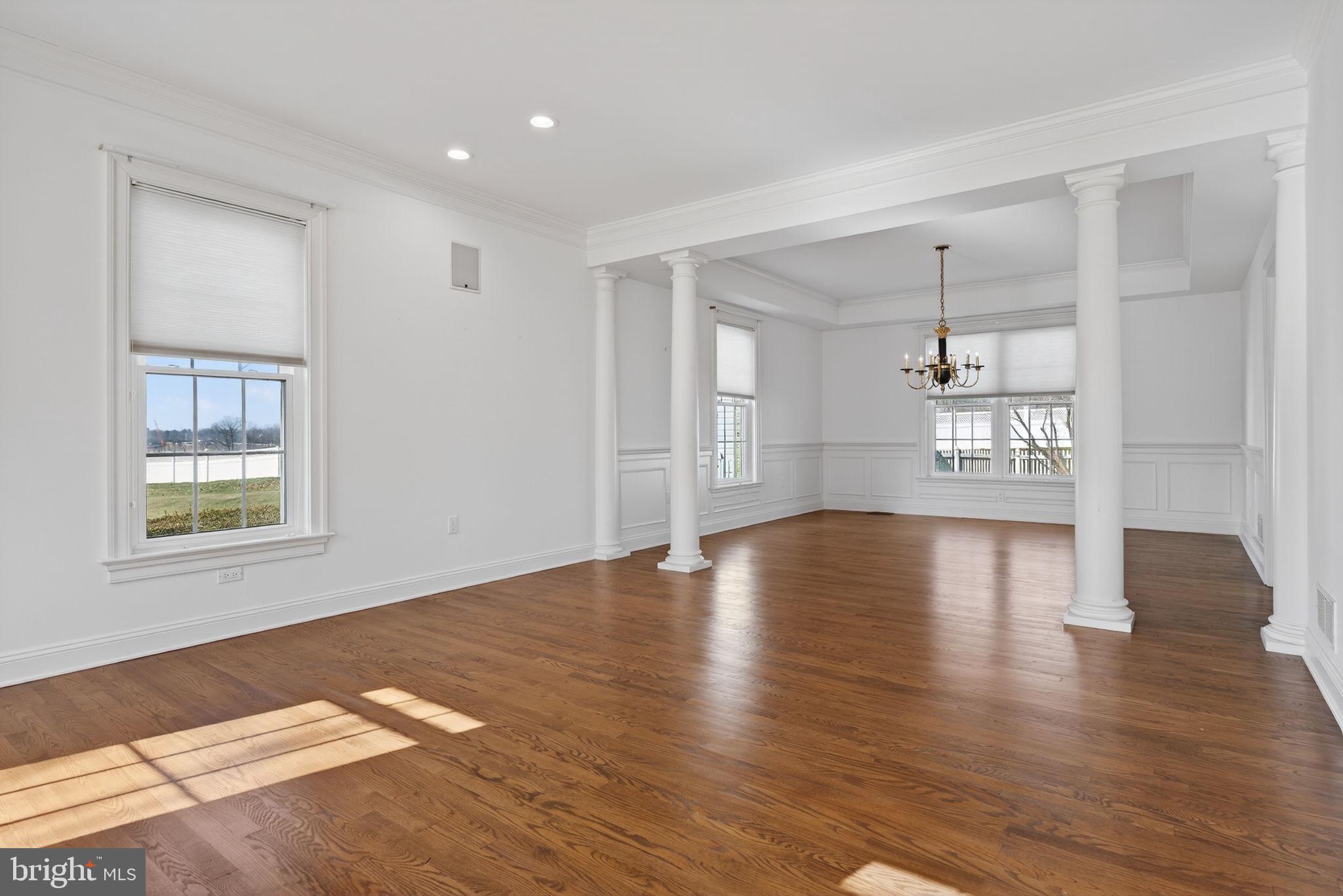 OAK LANE - Residential