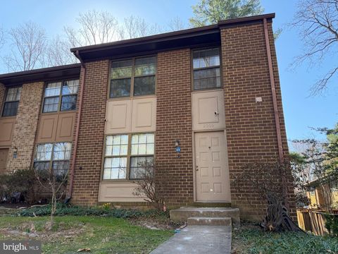 2009 HEADLANDS CIRCLE RESTON VA 20191