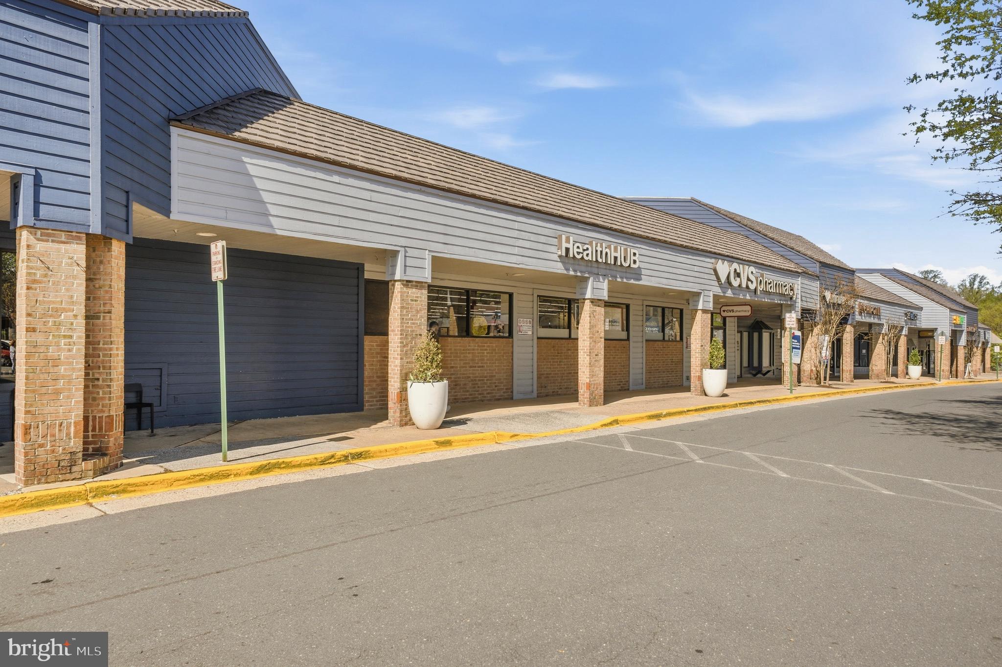 RESTON - Residential