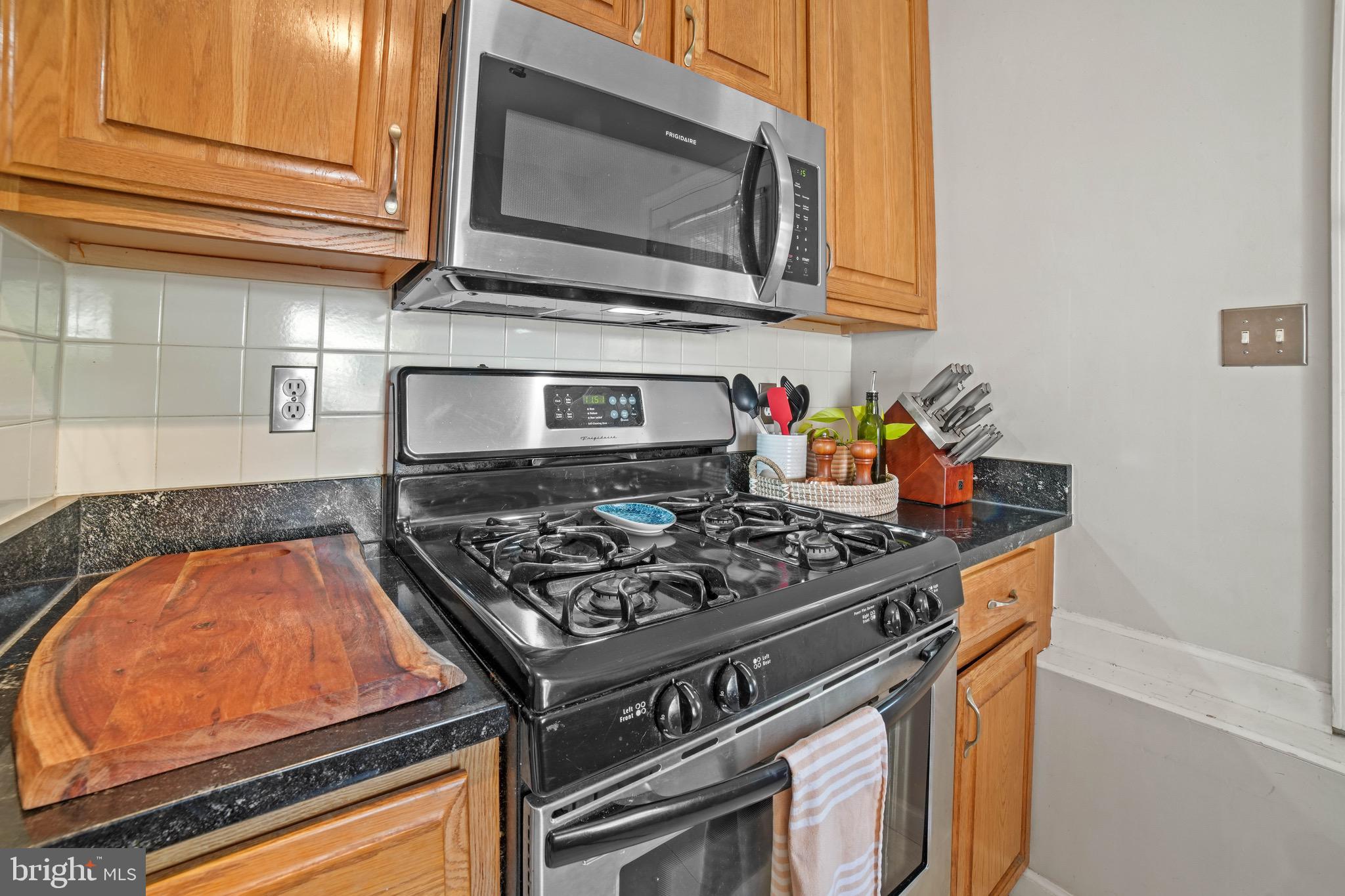 CAVALIER HOMES - Residential Lease