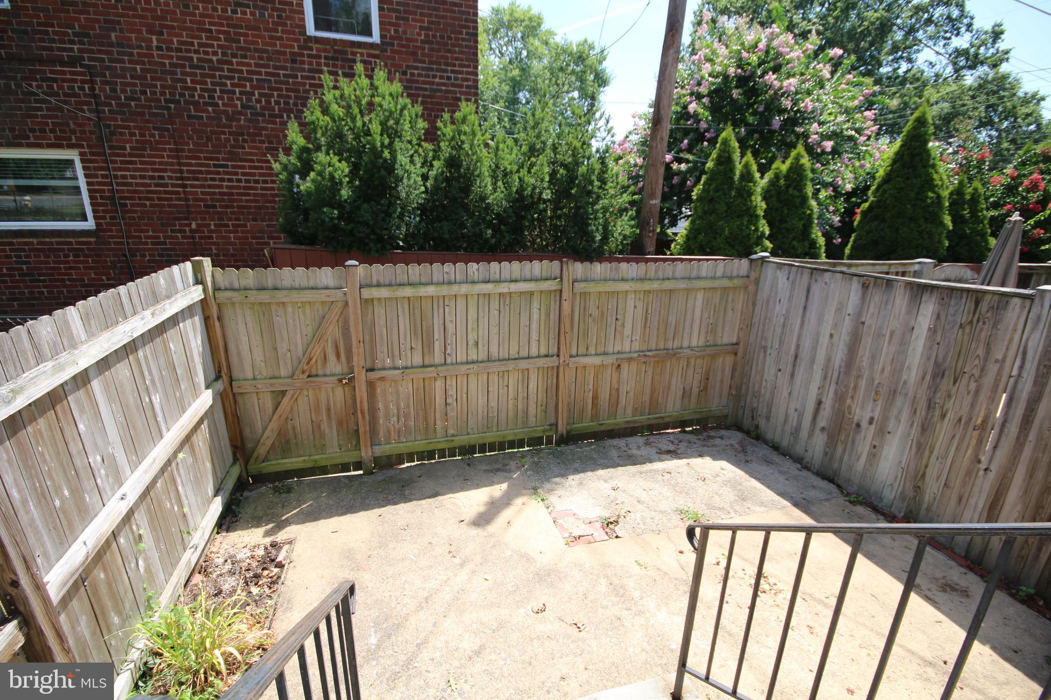 CAVALIER HOMES - Residential Lease