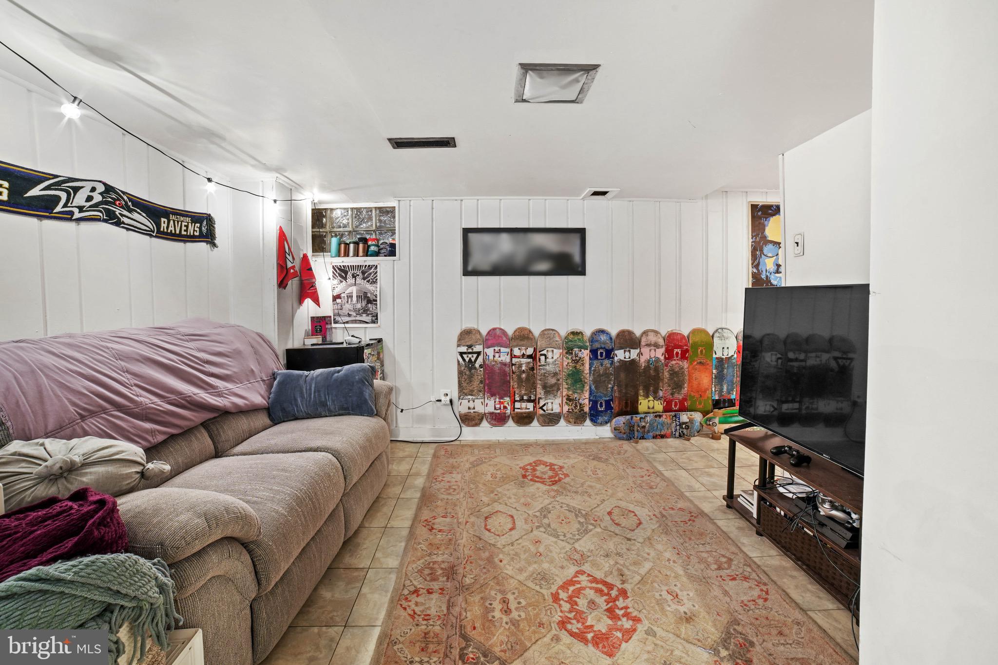 CAVALIER HOMES - Residential Lease