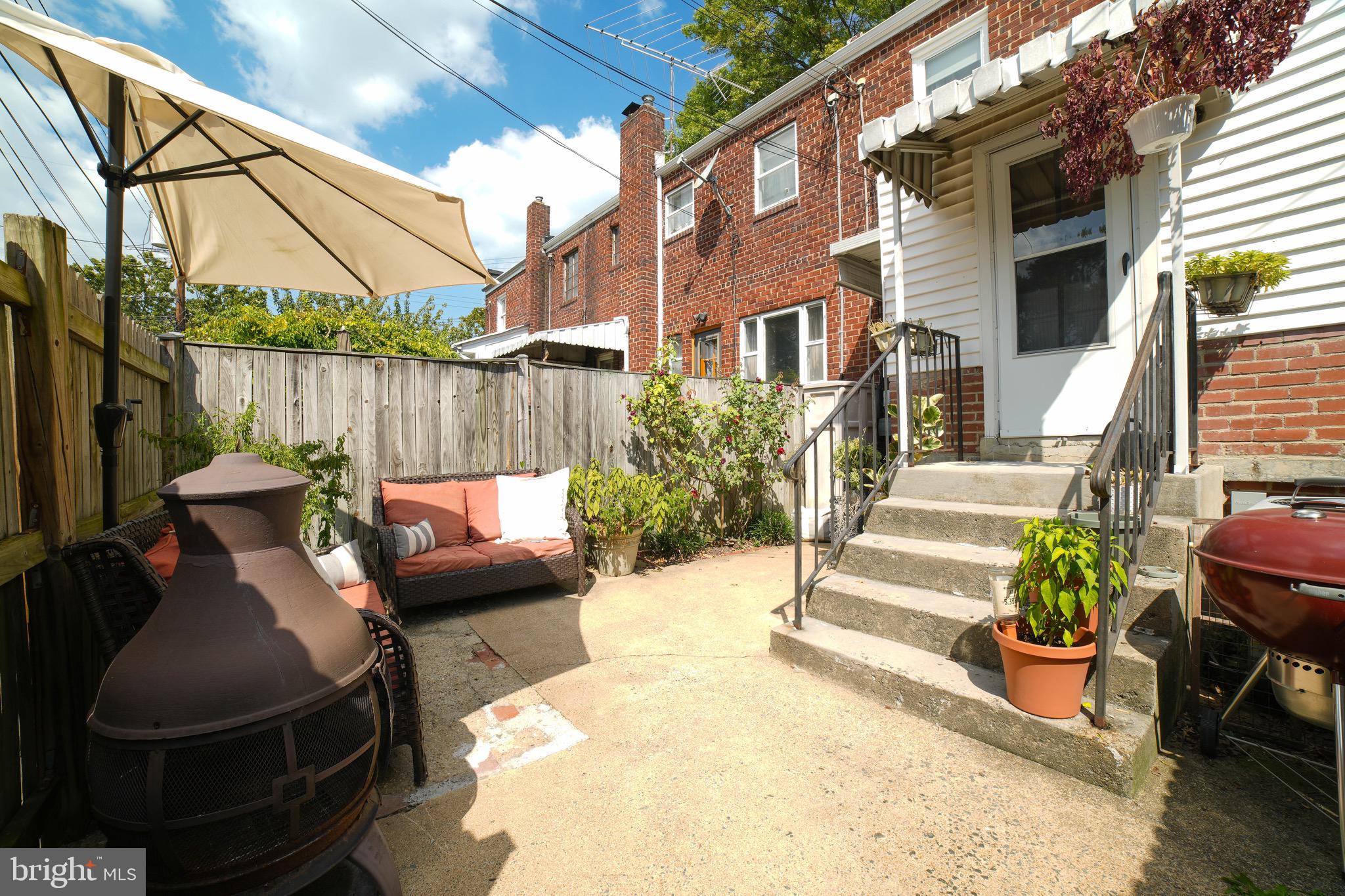 CAVALIER HOMES - Residential Lease