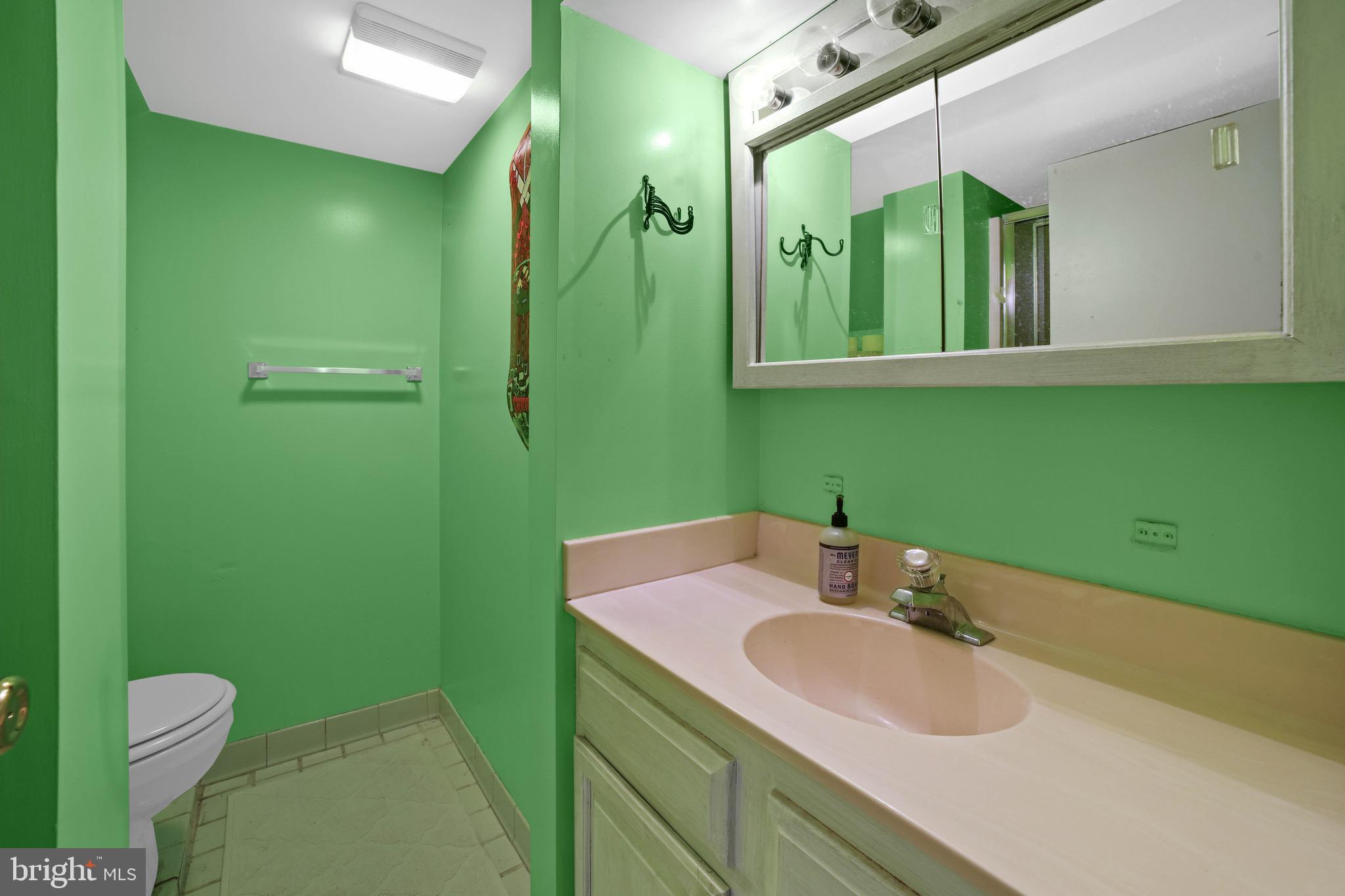 CAVALIER HOMES - Residential Lease