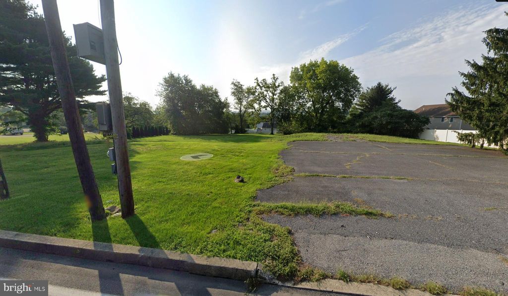 Photo of 4006 Easton Avenue, BETHLEHEM, PA 18020 (MLS # PANH2004544)