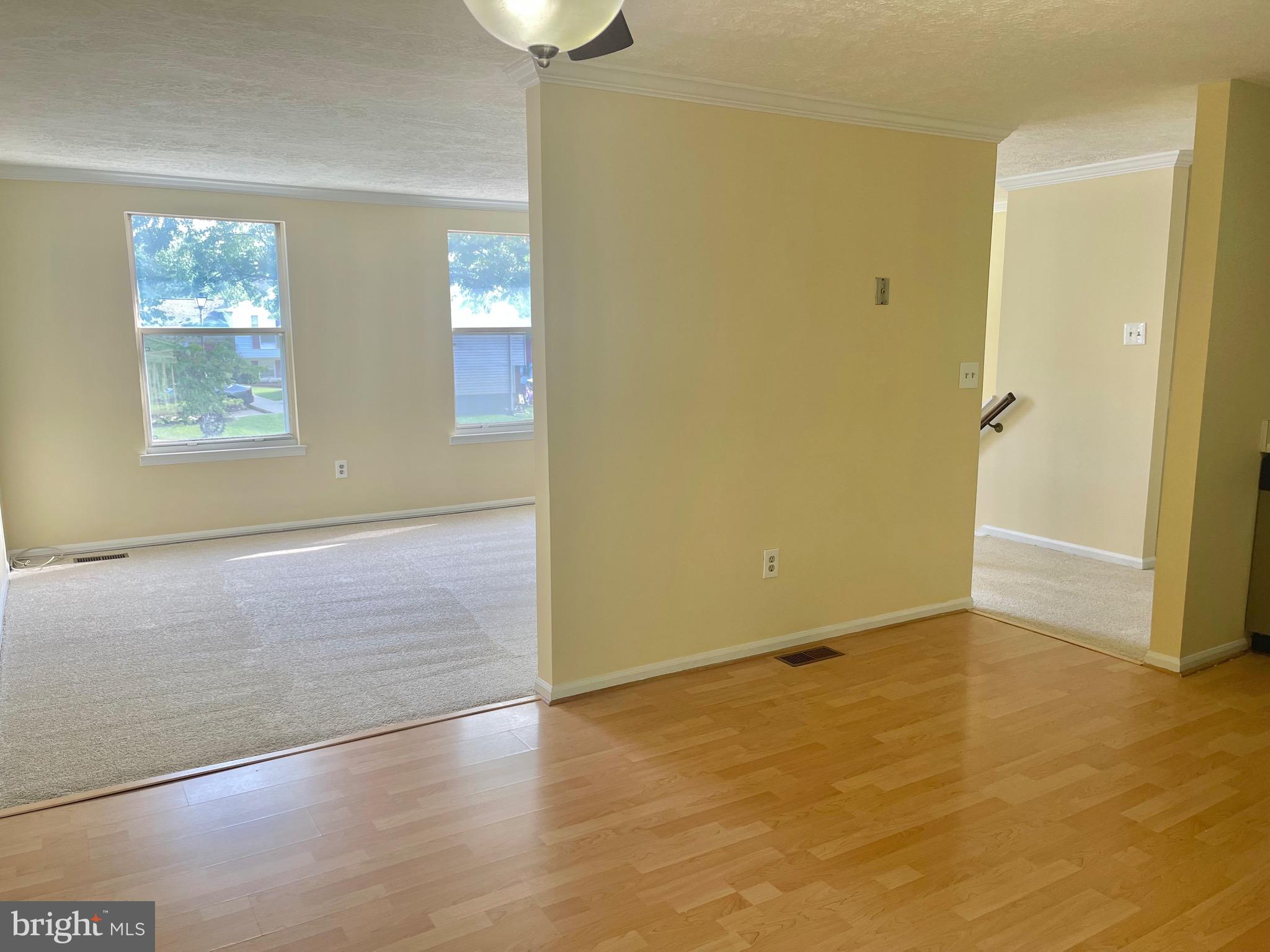 LAWRENCE HILL - Residential