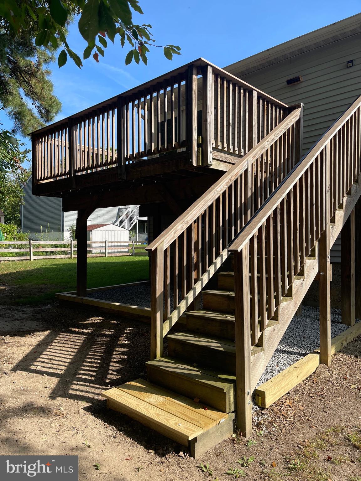 LAWRENCE HILL - Residential