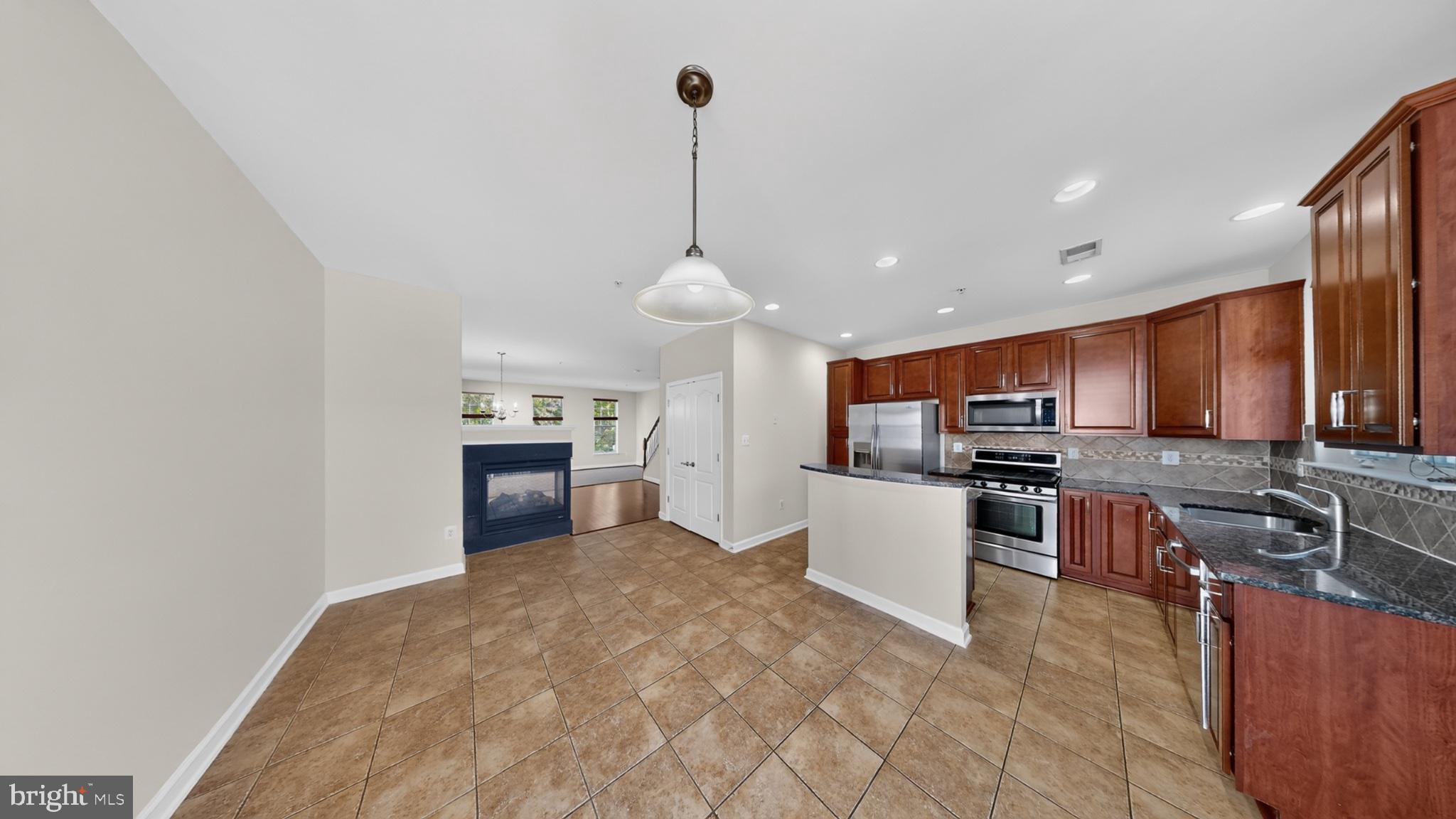 2148 LITTLE SORREL WAY