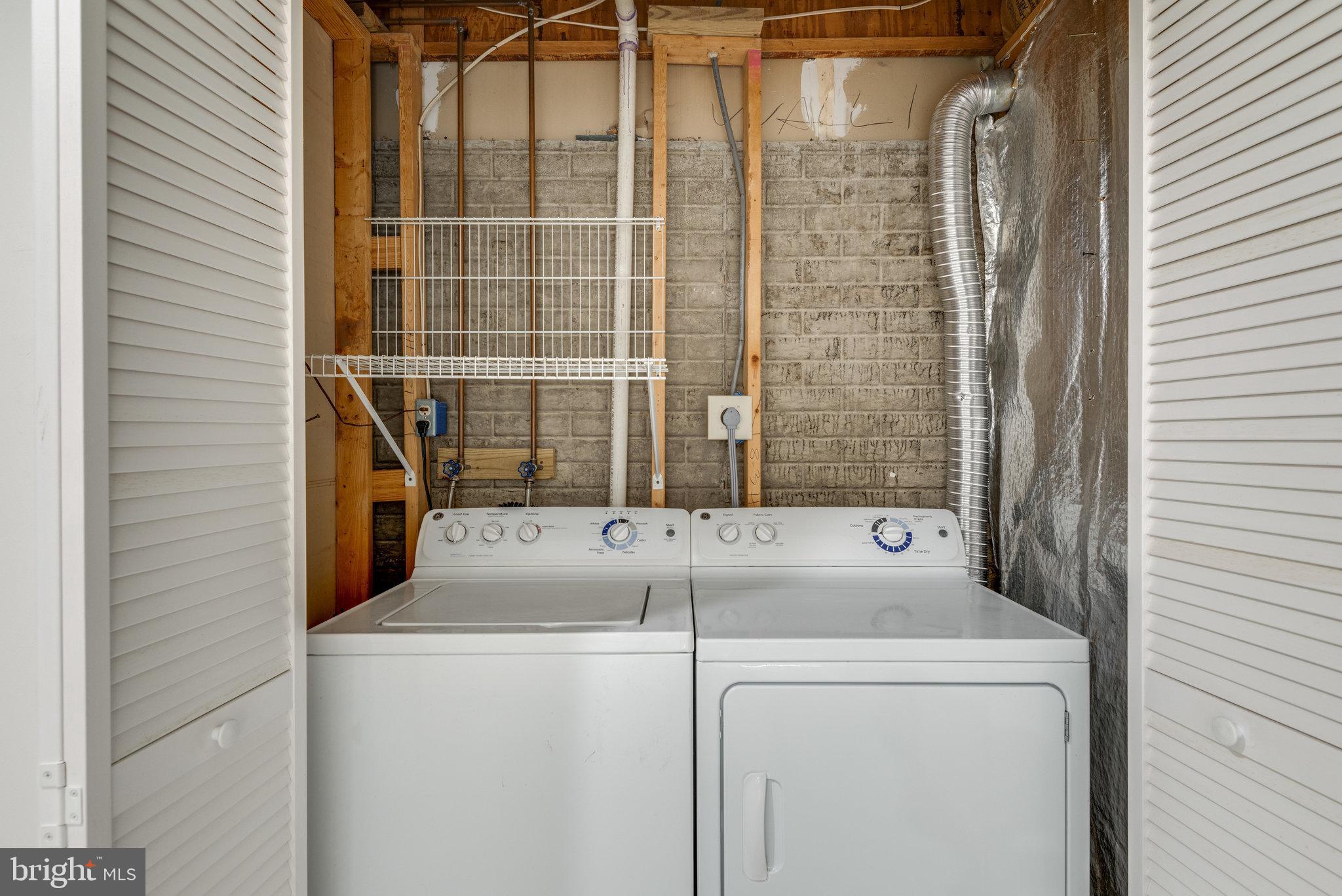 ENGLEWOOD MEWS - Residential